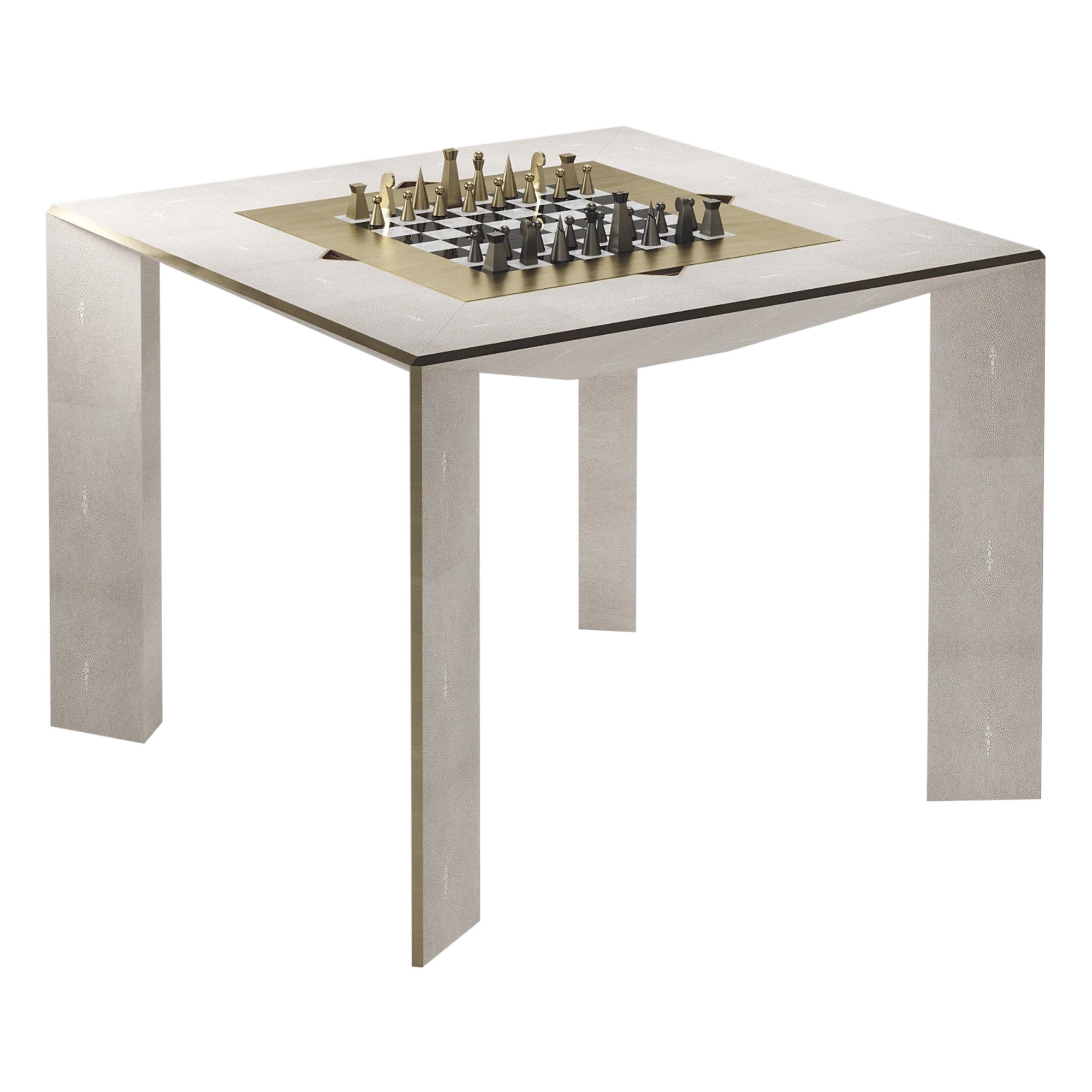 Table de jeu en galuchat avec accents en laiton Patina R&Y Augousti
