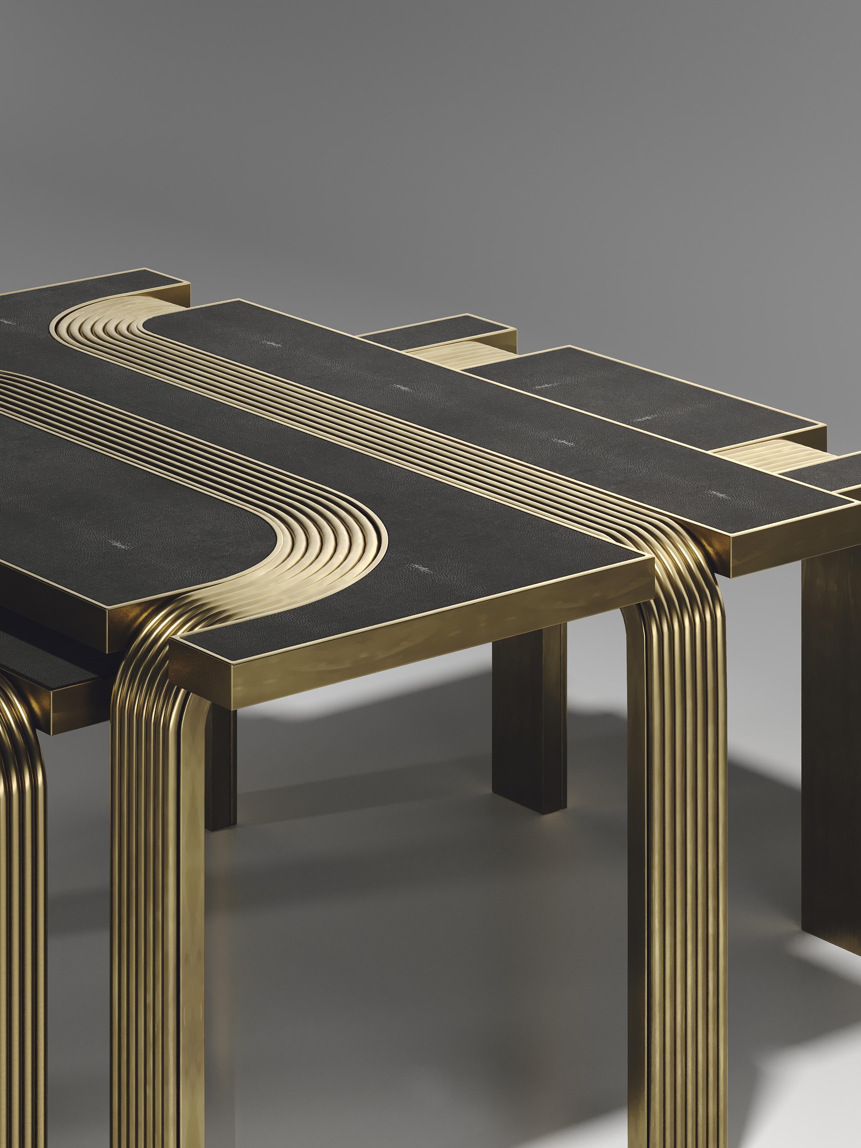 Français Shagreen Nesting Coffee Tables with Bronze-Patina Brass Inlay by R&Y Augousti en vente