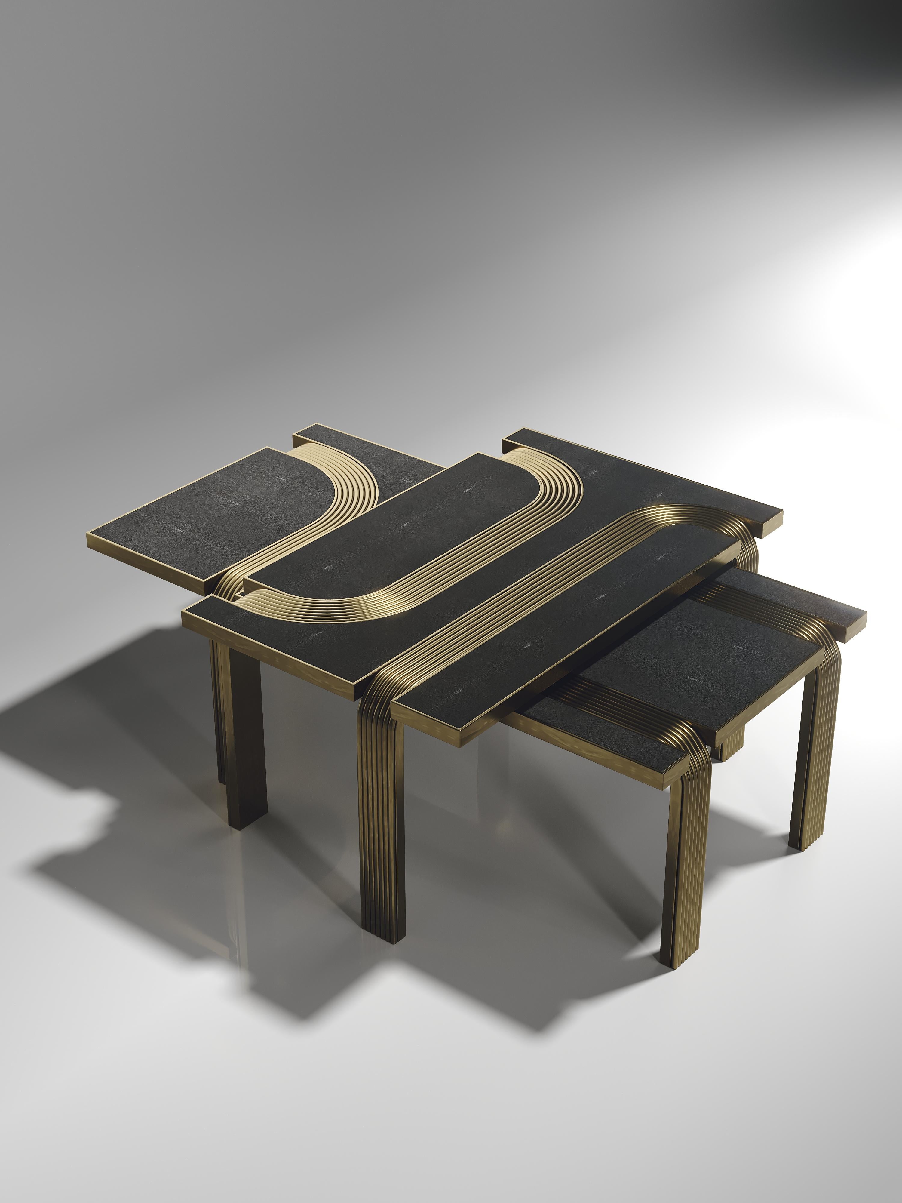 Fait main Shagreen Nesting Coffee Tables with Bronze-Patina Brass Inlay by R&Y Augousti en vente