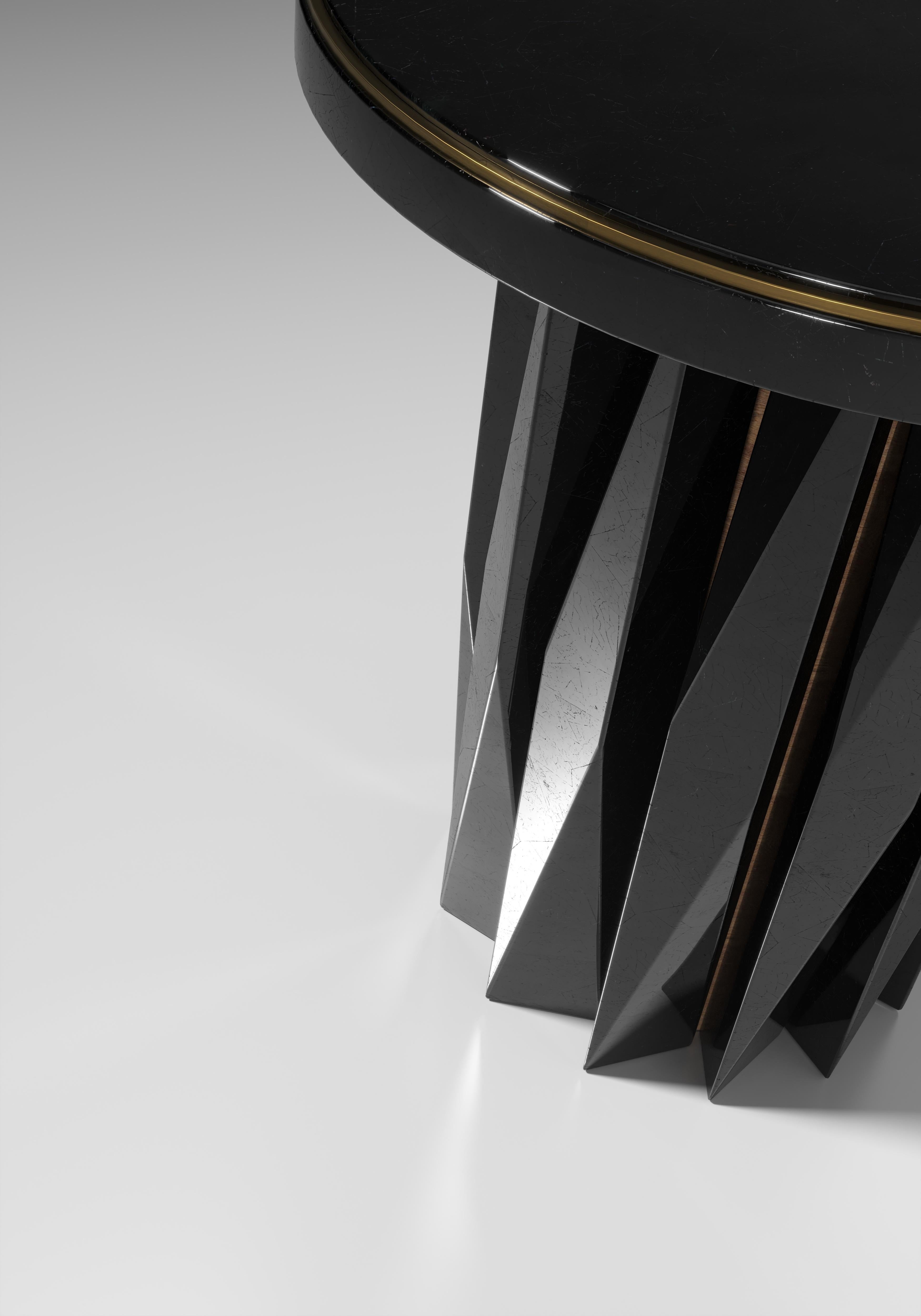 Beistelltische aus Chagrin mit geometrisch geriffelten Details von R&Y Augousti im Angebot 1