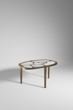 Nesting-Couchtisch aus Chagrin, Quarz und Onyx mit Messingdetails von Kifu Paris