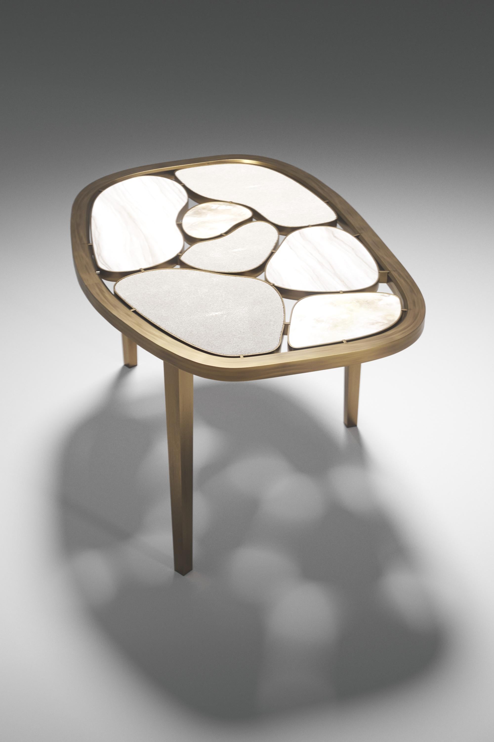 Shagreen, Quartz & Onyx Nesting Coffee Tables with Brass Details by Kifu Paris For Sale 4