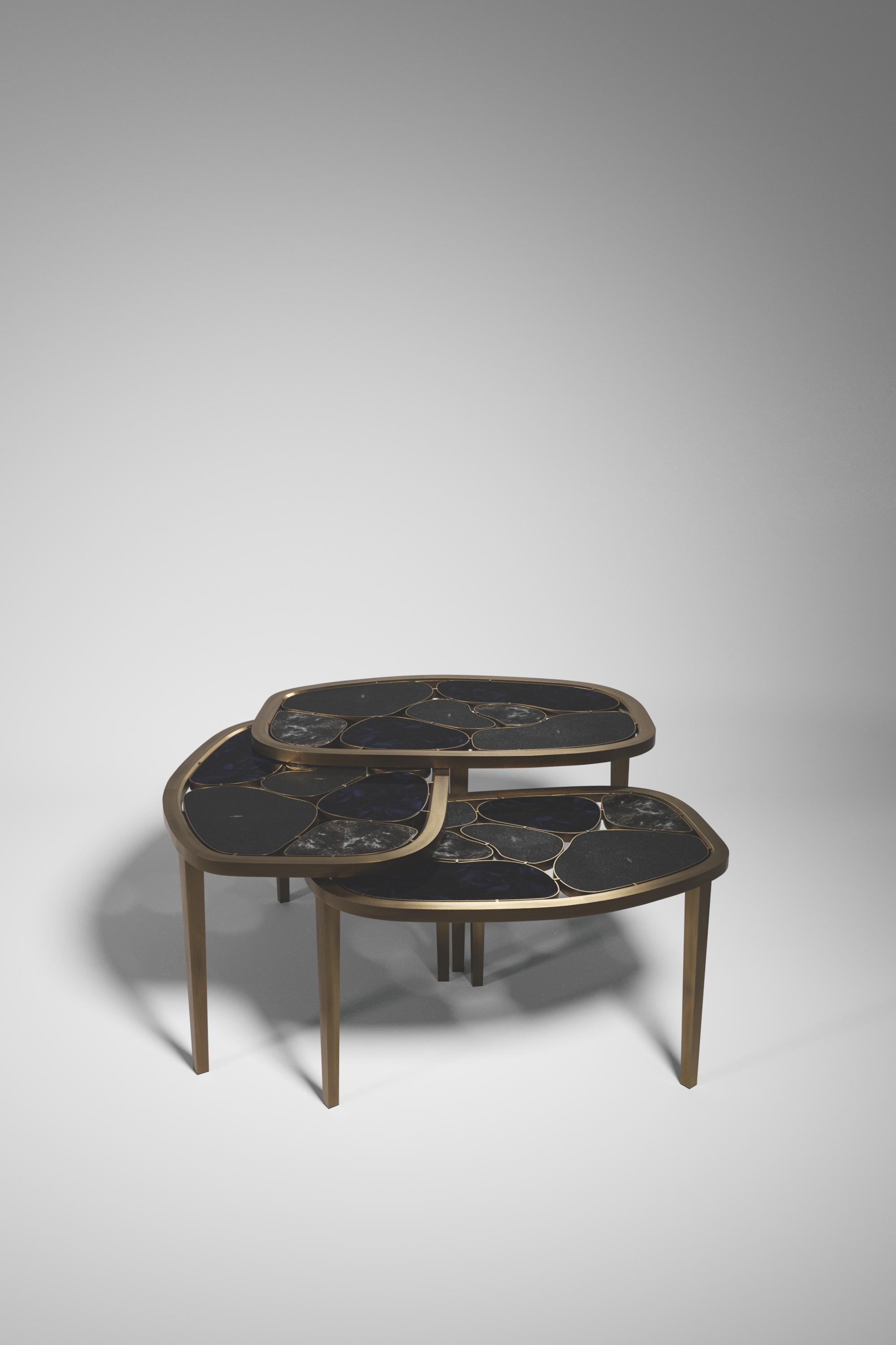 Shagreen, Quartz & Onyx Nesting Coffee Tables with Brass Details by Kifu Paris For Sale 6