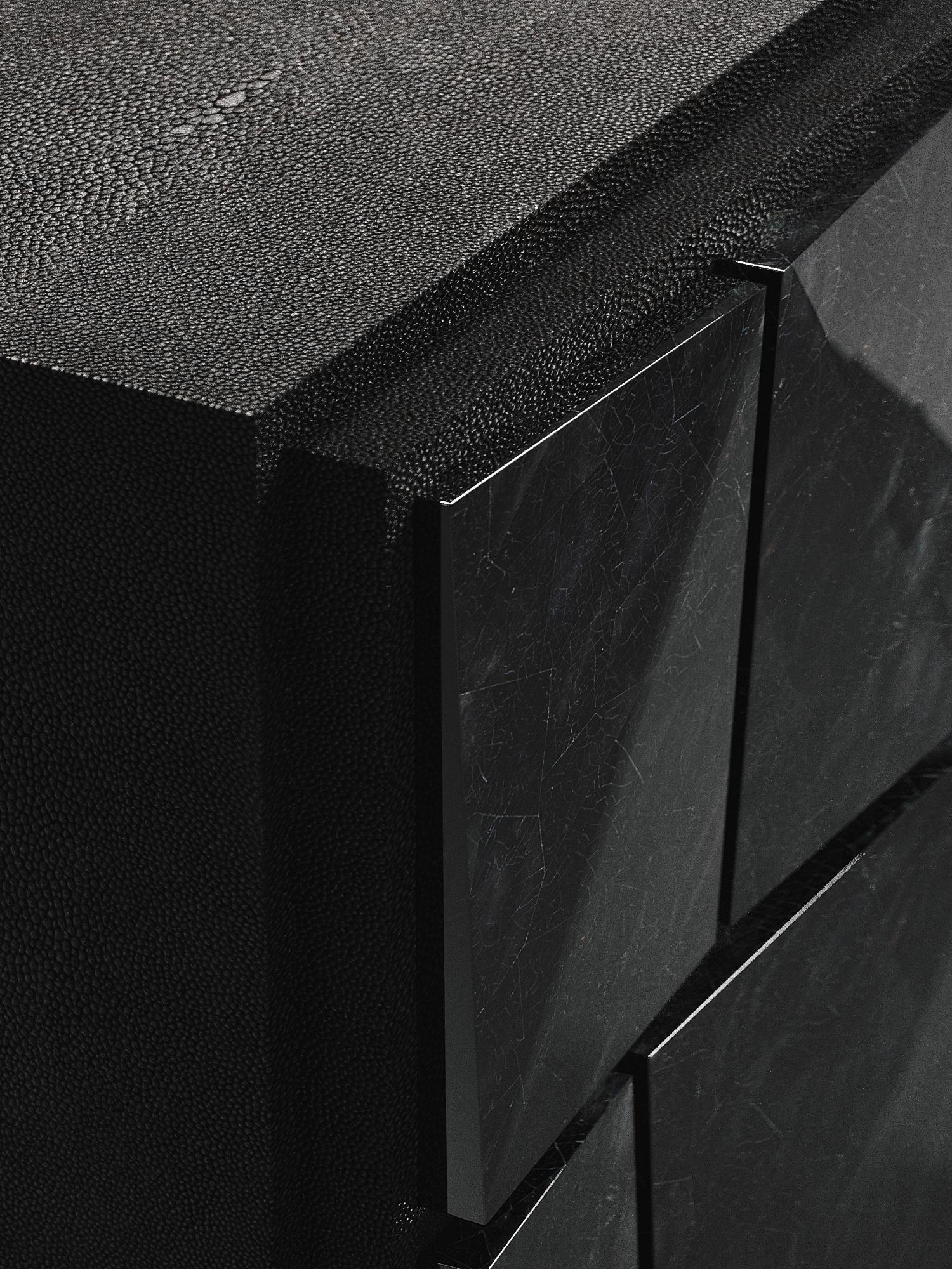 Cassettiera romboidale Shagreen di R & Y Augousti In condizioni Nuovo in vendita a New York, NY