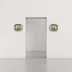 Applique in zigrino con dettagli in ottone bronzato-patinato di R&Y Augousti