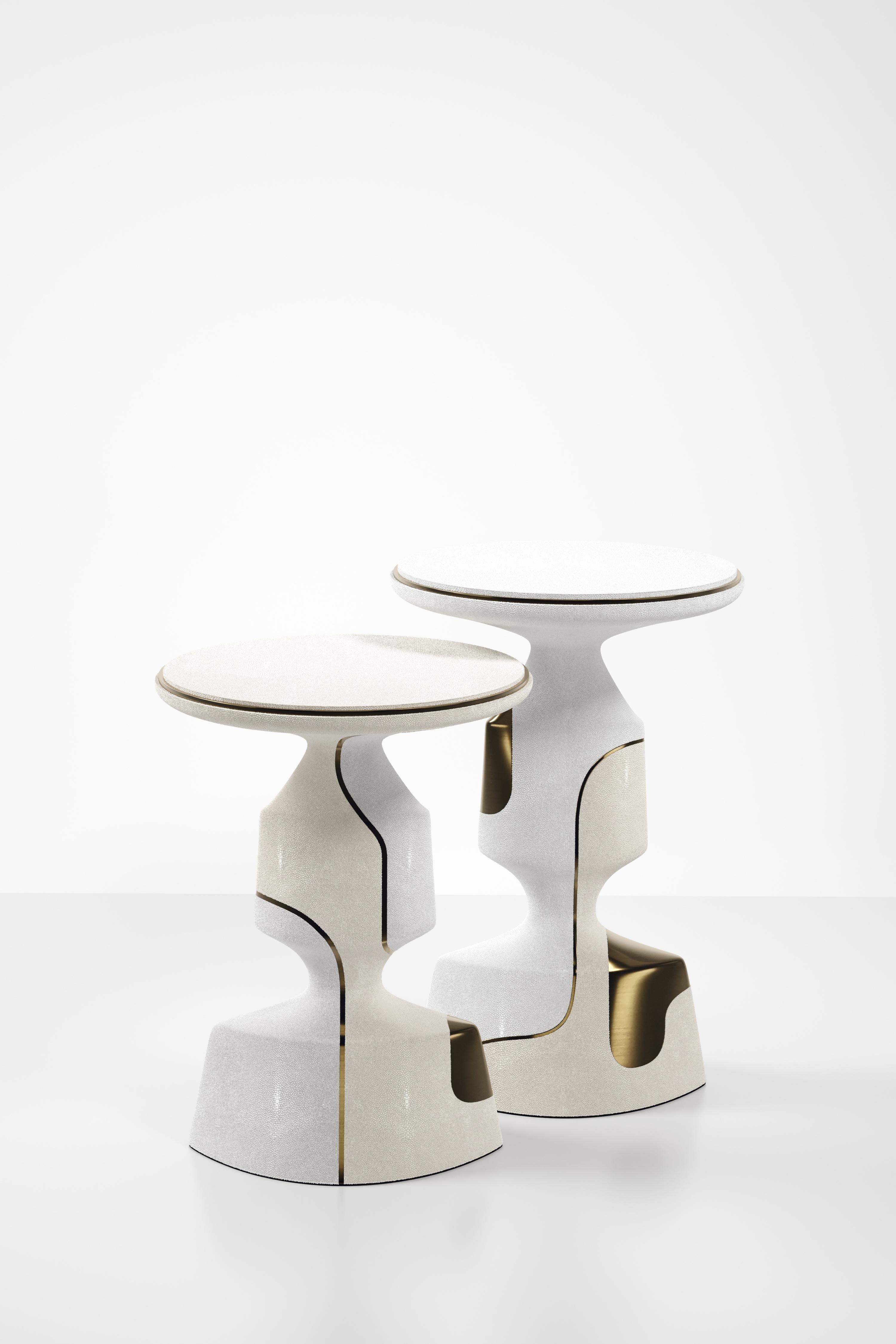 Shagreen Sculptural Side Table with Shell and Brass Details by R&Y Augousti In New Condition For Sale In New York, NY