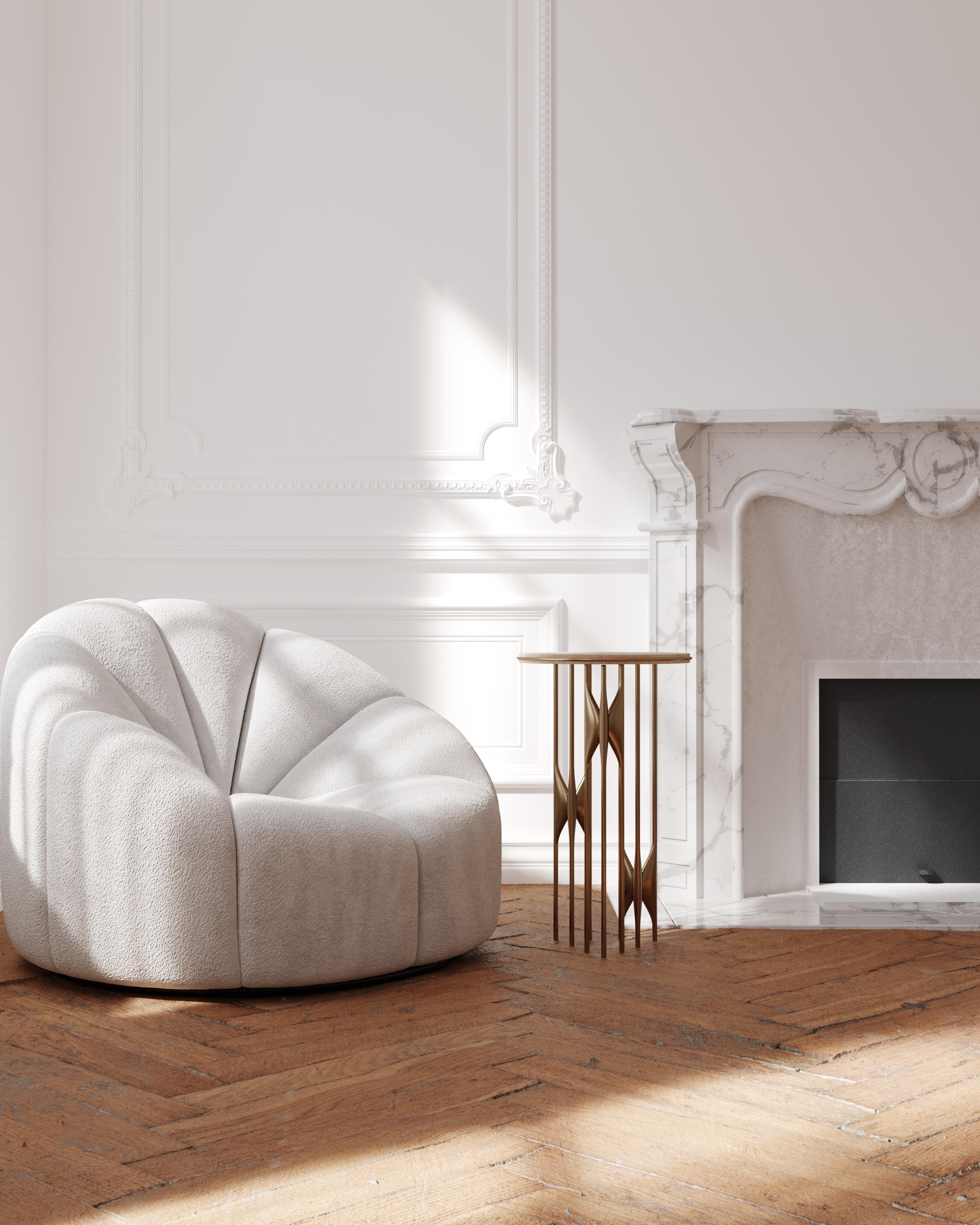 Table d'appoint en galuchat avec détails en laiton patiné par Kifu Paris en vente 6