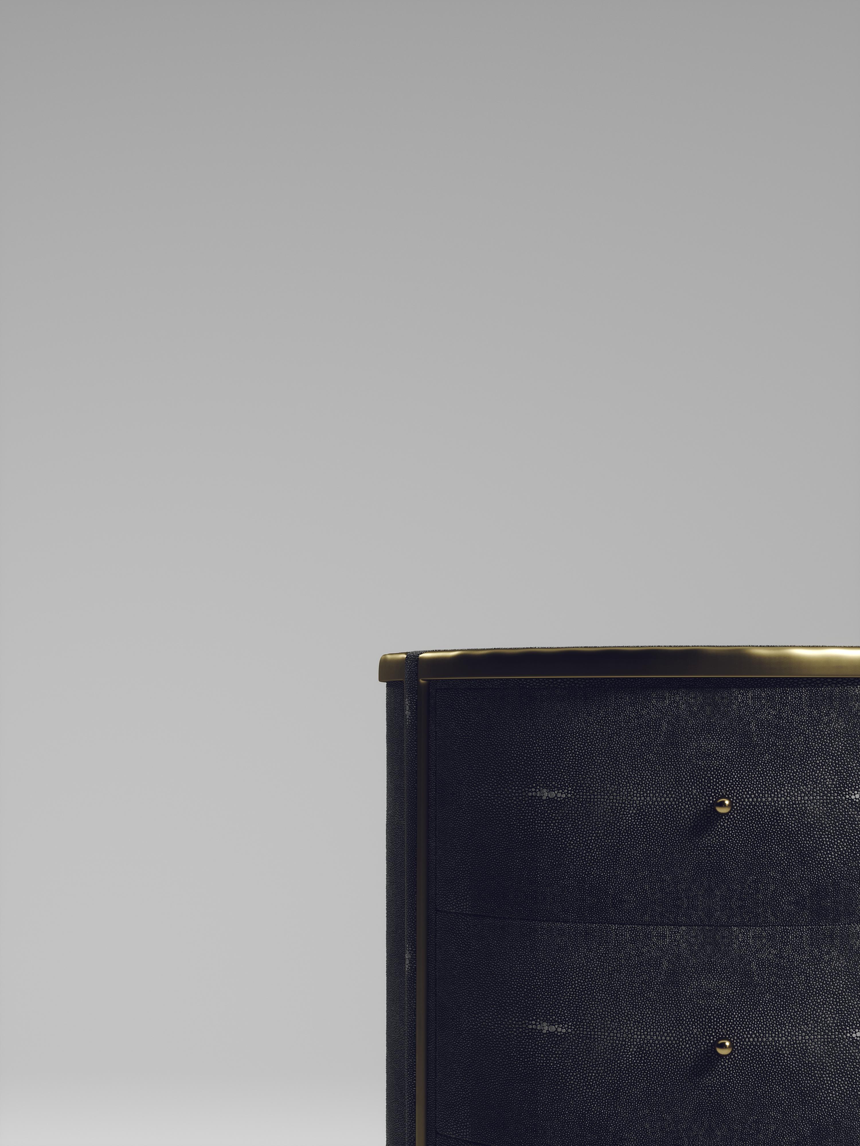 Shagreen-Beistelltisch mit Bronze-Patina-Messingdetails von R&Y Augousti im Angebot 5