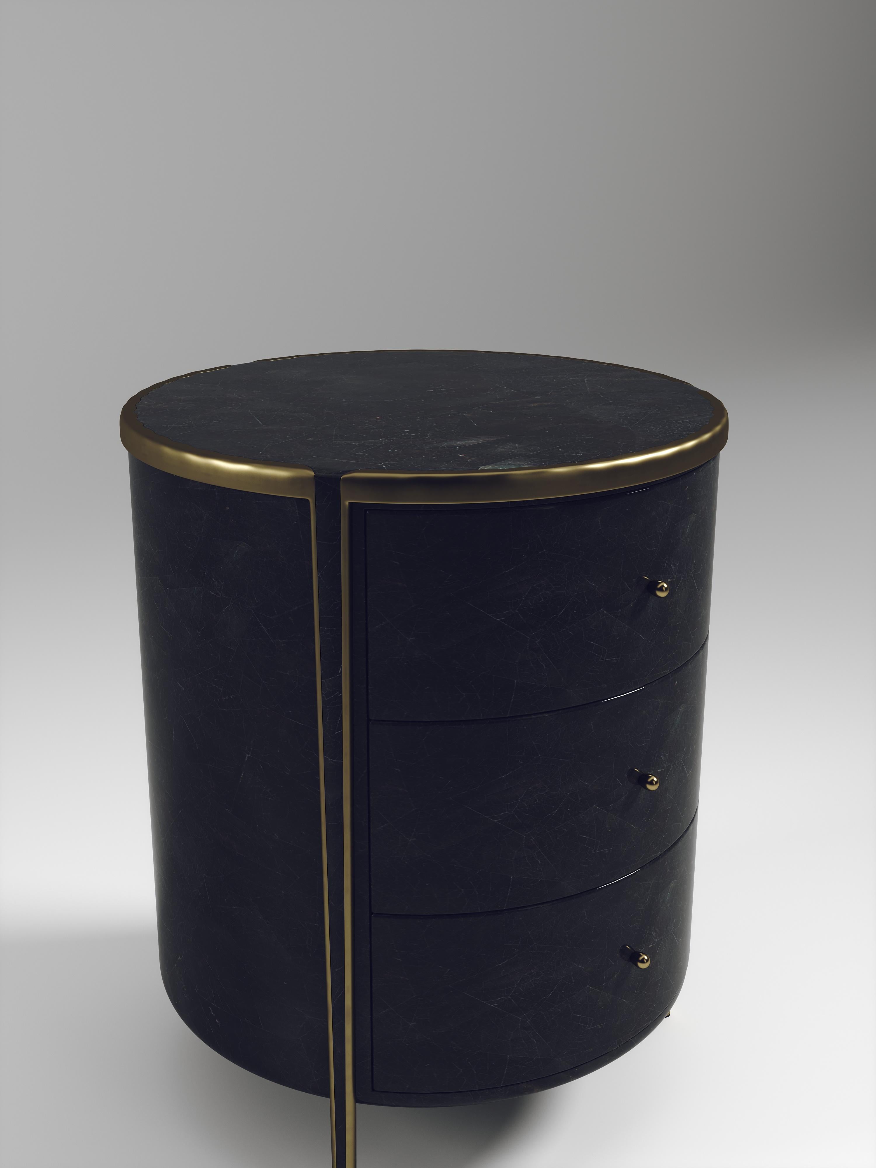 Shagreen-Beistelltisch mit Bronze-Patina-Messingdetails von R&Y Augousti im Angebot 8