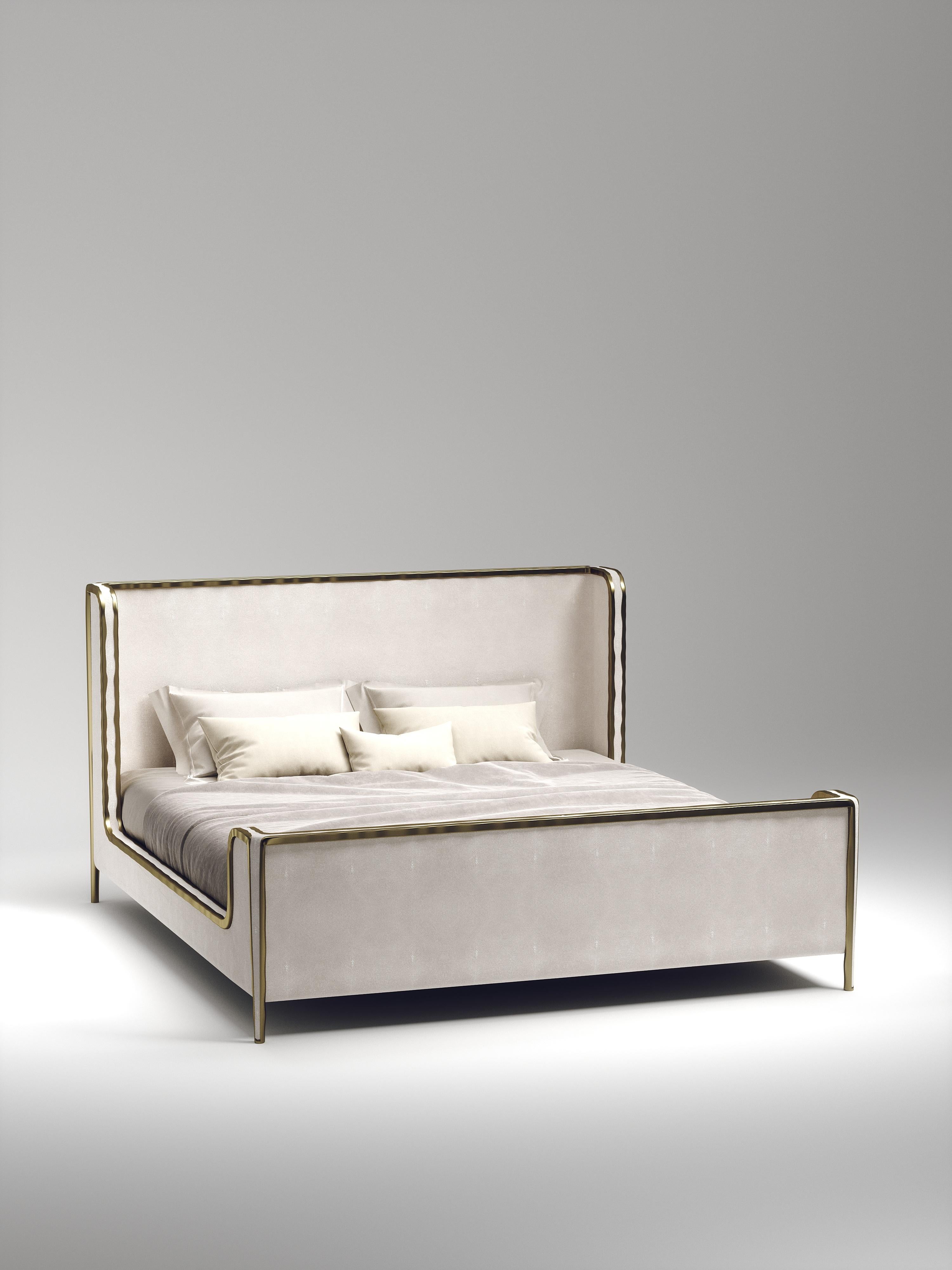 Shagreen-Beistelltisch mit Bronze-Patina-Messingdetails von R&Y Augousti im Angebot 13