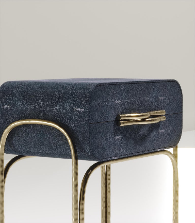 Shagreen Side Table with Bronze-Patina Brass Details by R&Y Augousti In New Condition For Sale In New York, NY