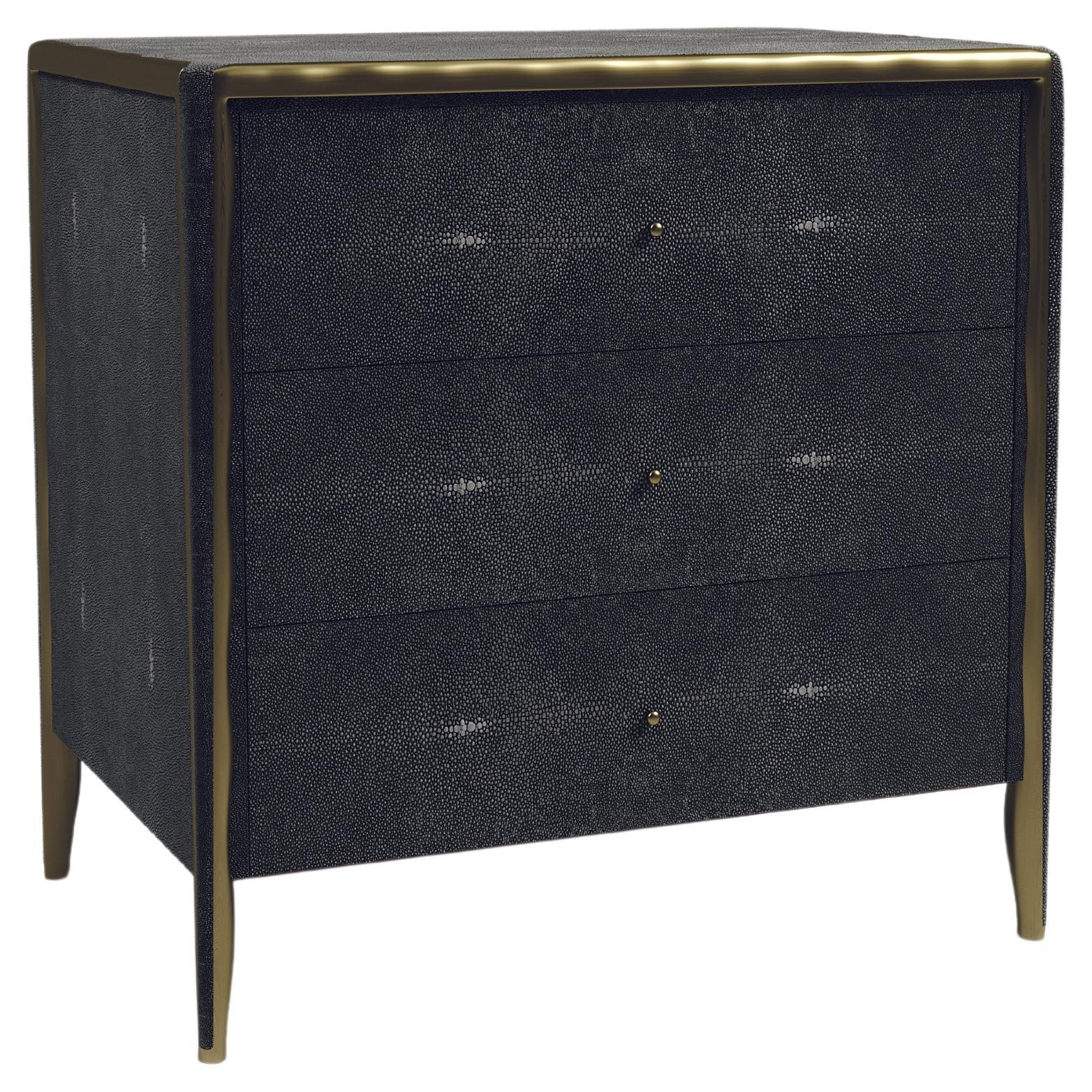 Shagreen-Beistelltisch mit Bronze-Patina-Messingdetails von R&Y Augousti