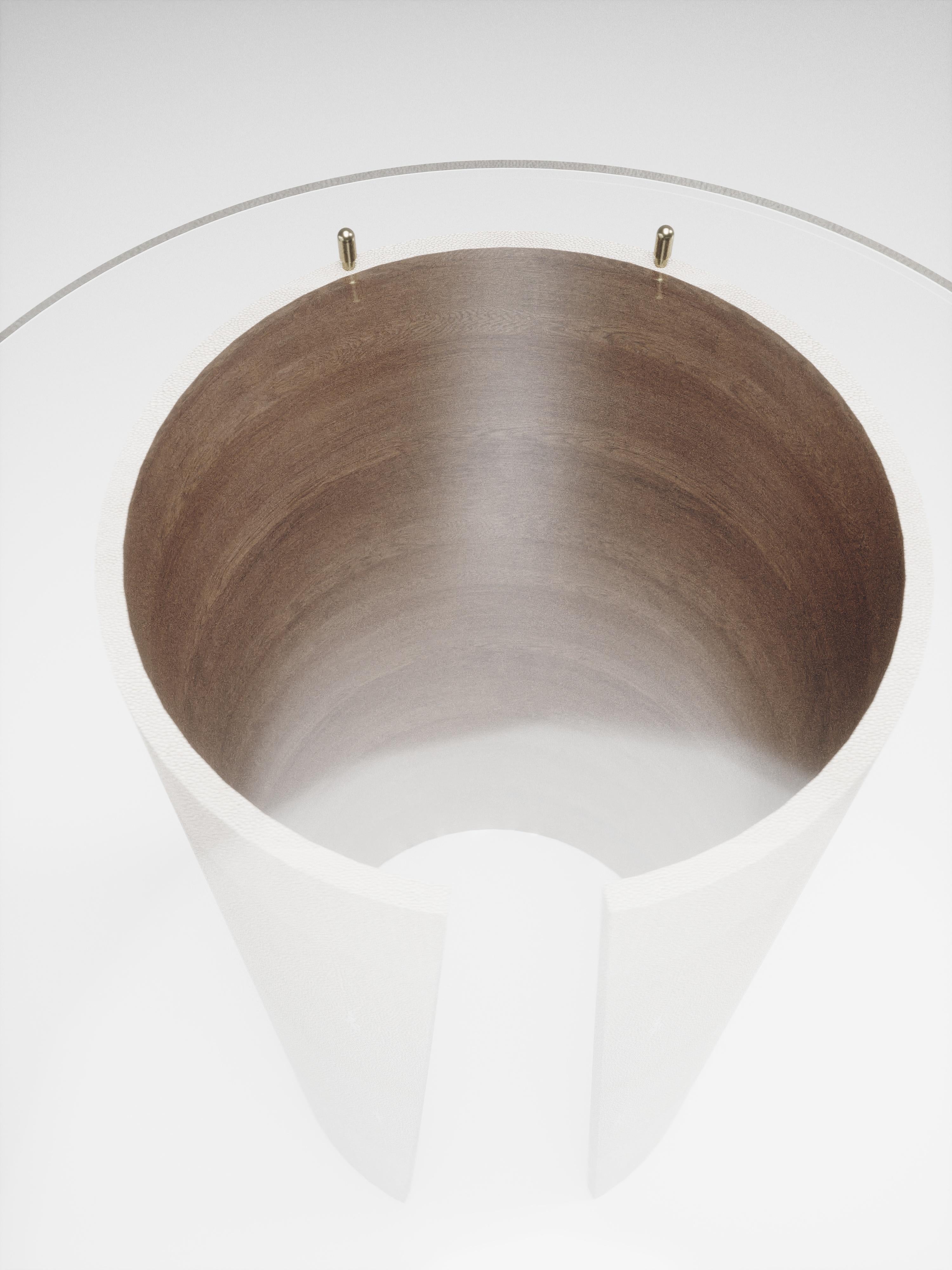 Table d'appoint en galuchat avec plateau en verre de R&Y Augousti en vente 1