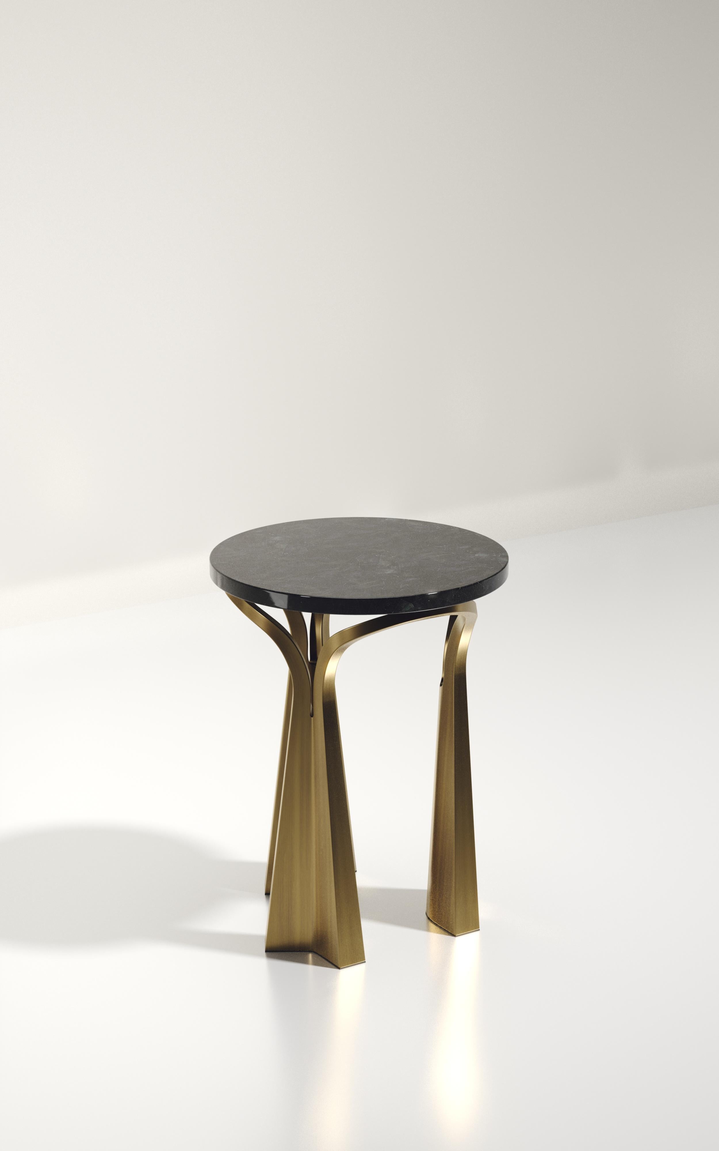 Shagreen Beistelltisch mit skulpturalen Bronze-Patina-Messingbeinen von R&Y Augousti im Angebot 9