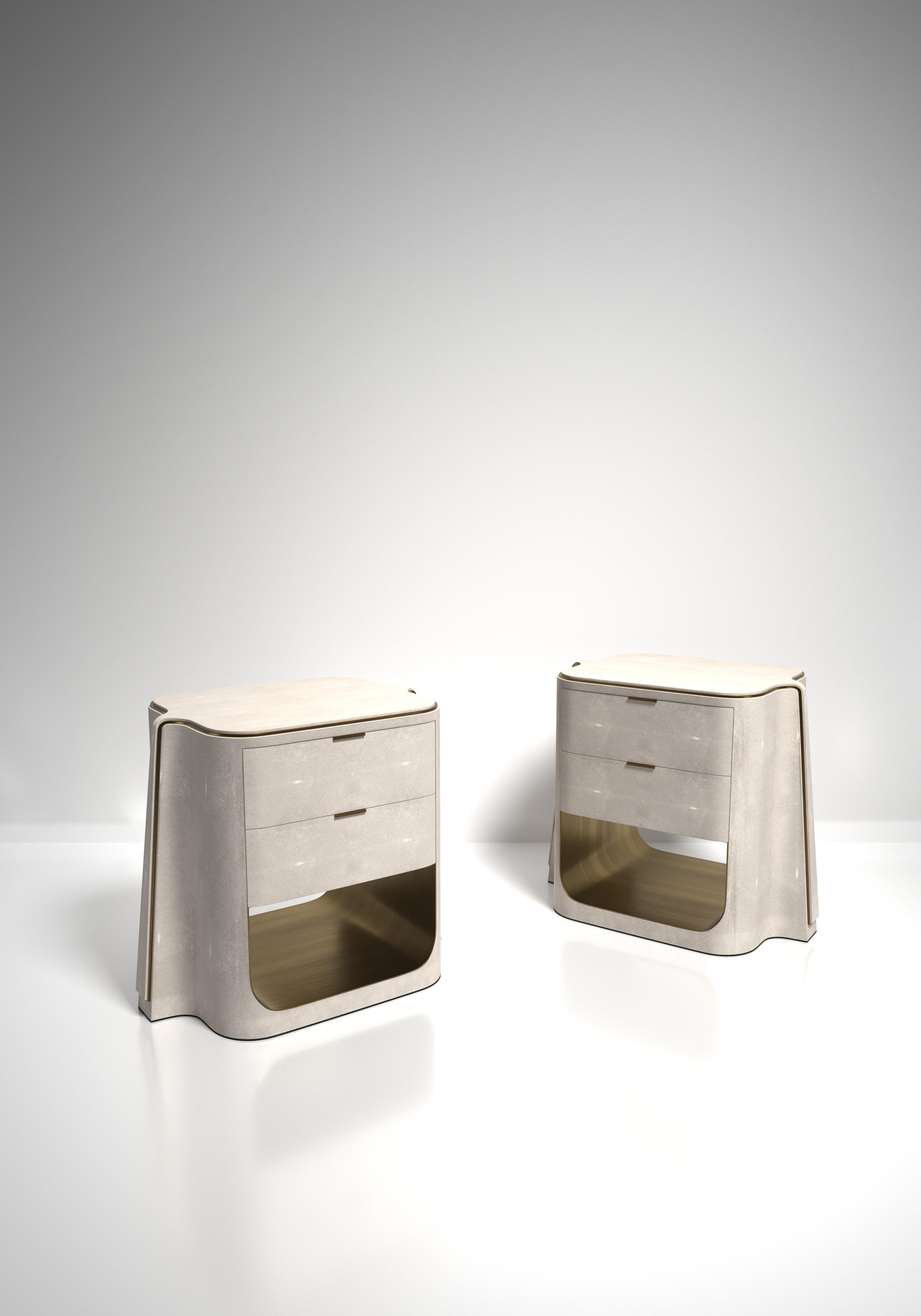 Hocker aus Chagrin mit Bronze-Patina-Messing-Details von R&Y Augousti im Angebot 6