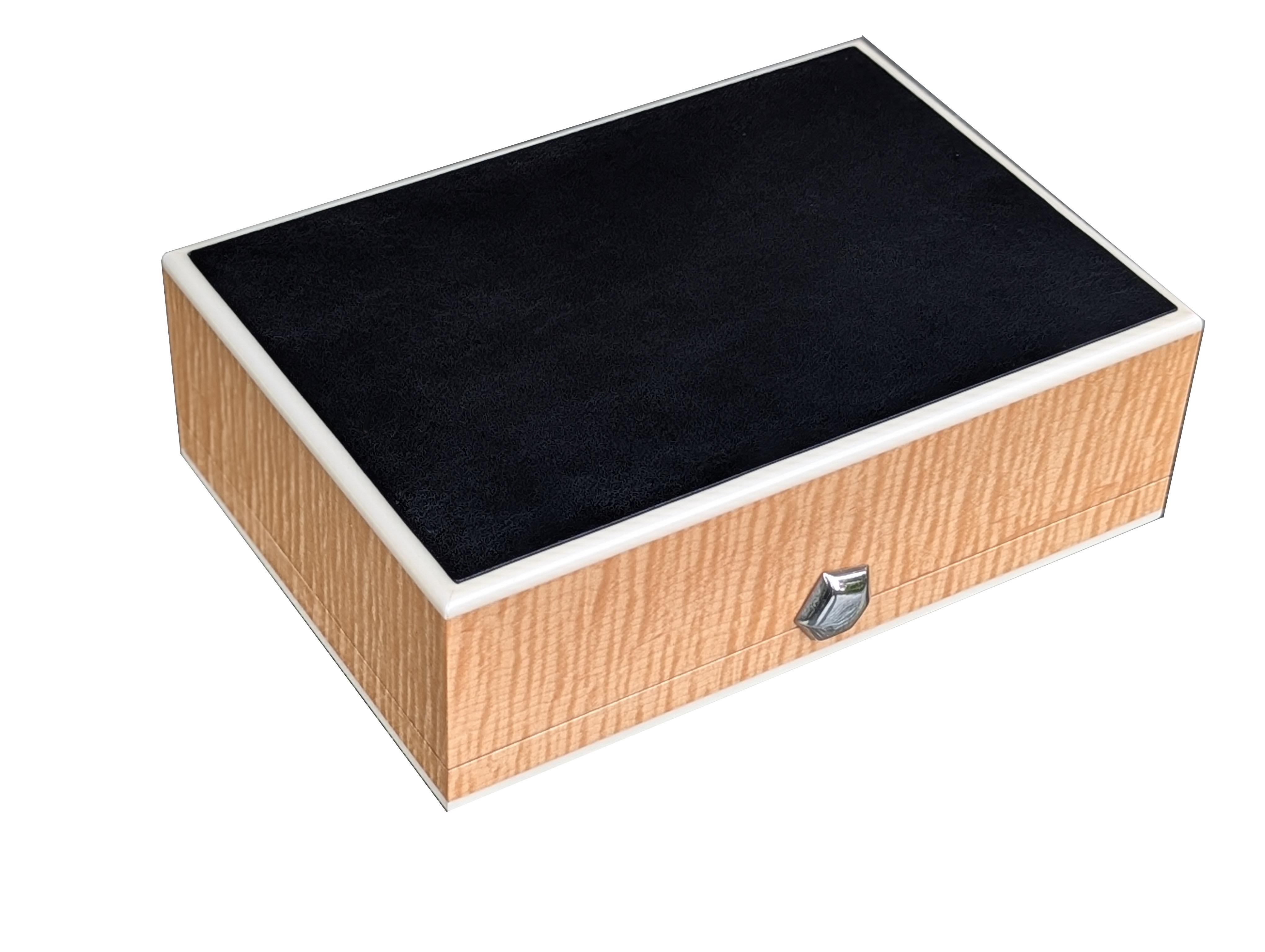 Shagreen & Sycamore Bubble Box For Sale 7