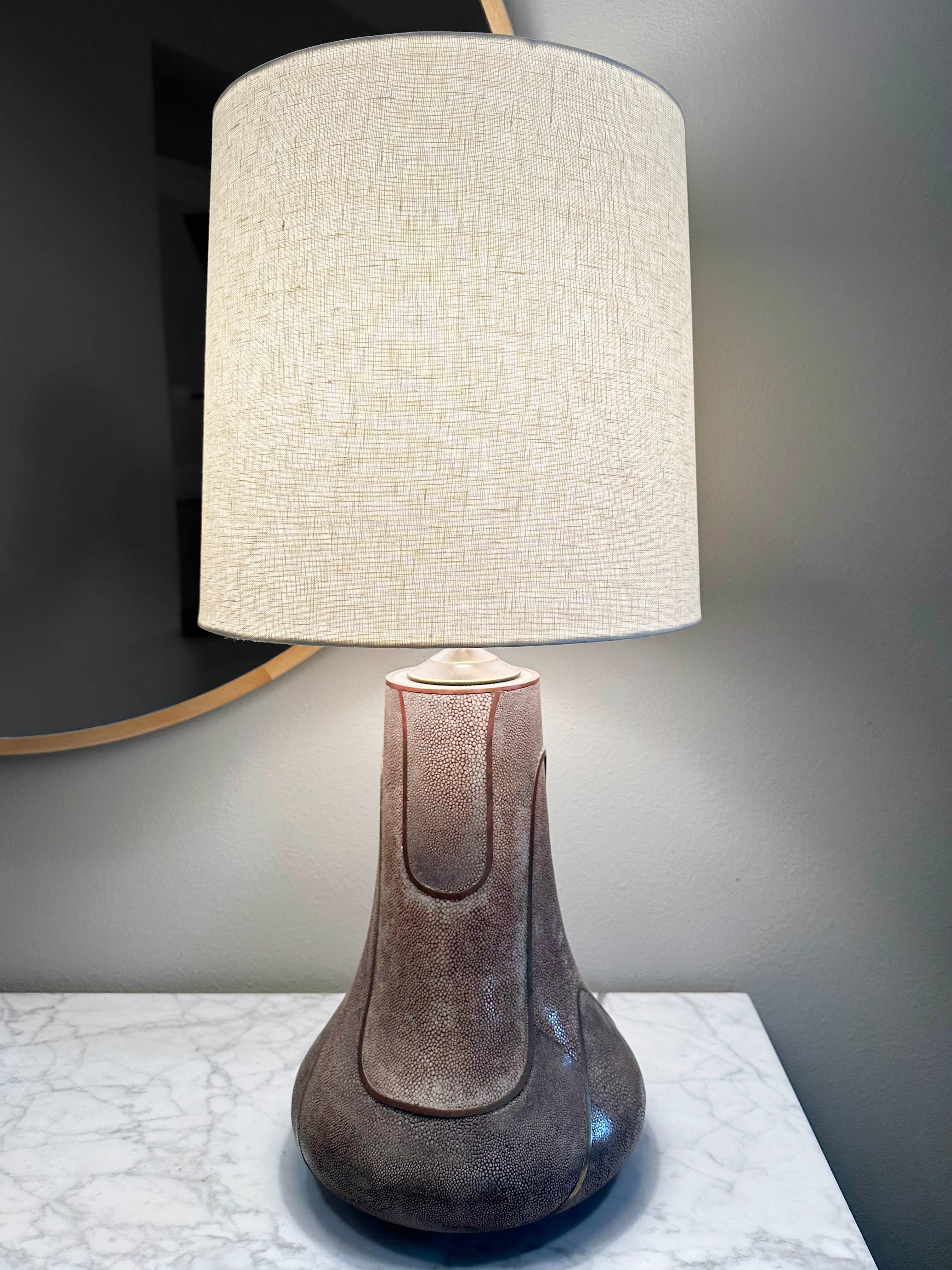 Shagreen Table Lamp, Light Mauve & Bronze, Circa Late 20th Century For Sale 1