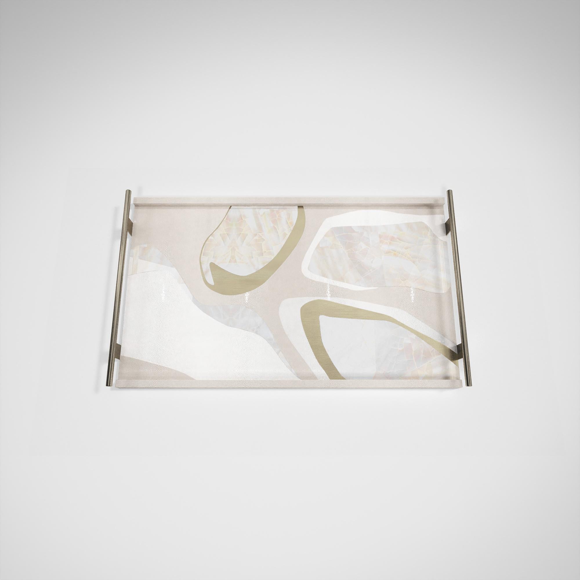 Shagreen Tablett mit Muschel-Intarsien und Bronze-Patina aus Messing von Kifu Paris im Angebot 6