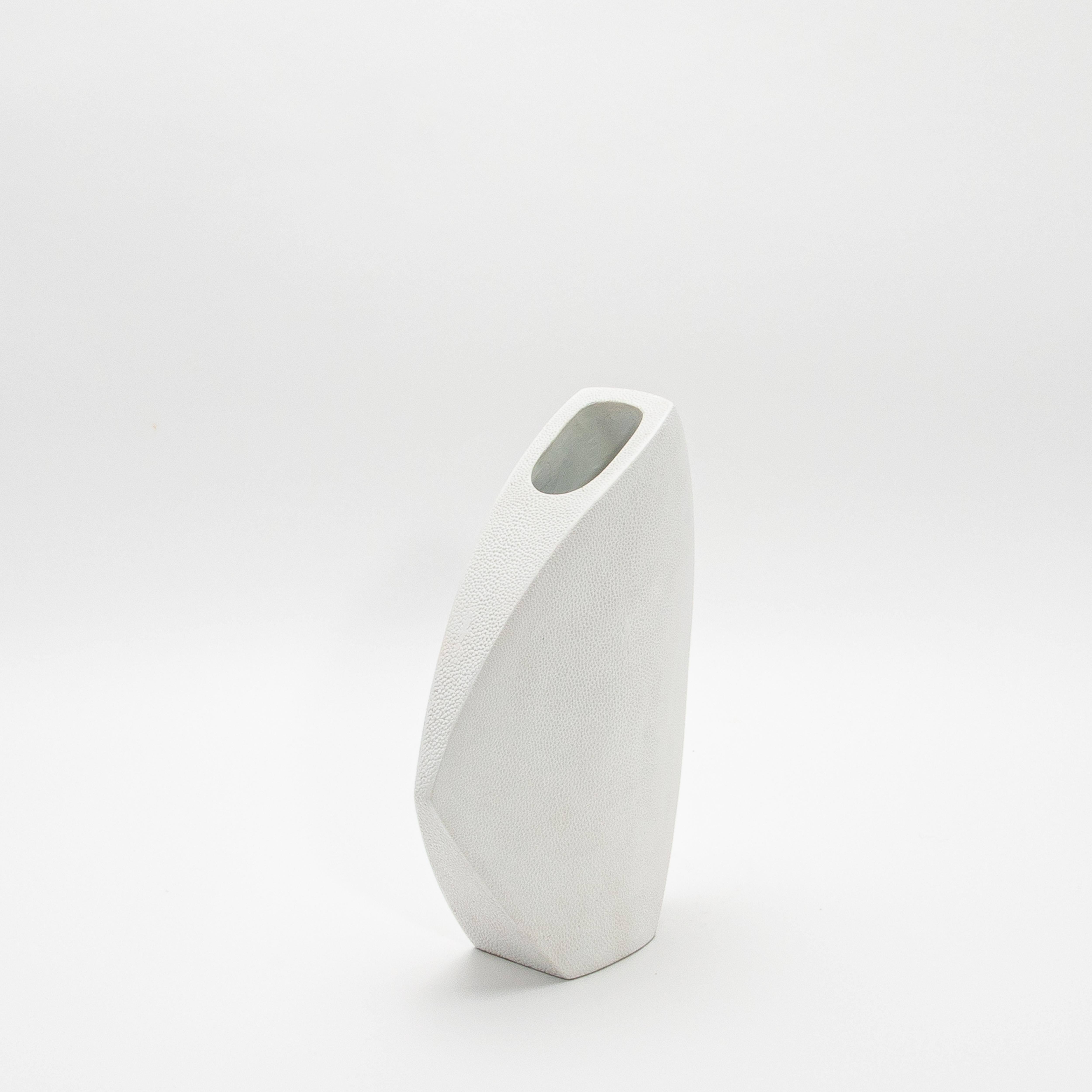 Shagreen Vase by R&Y Augousti In New Condition For Sale In West Hollywood, CA
