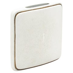 Shagreen-Vase mit Messingdetails von R&Y Augousti