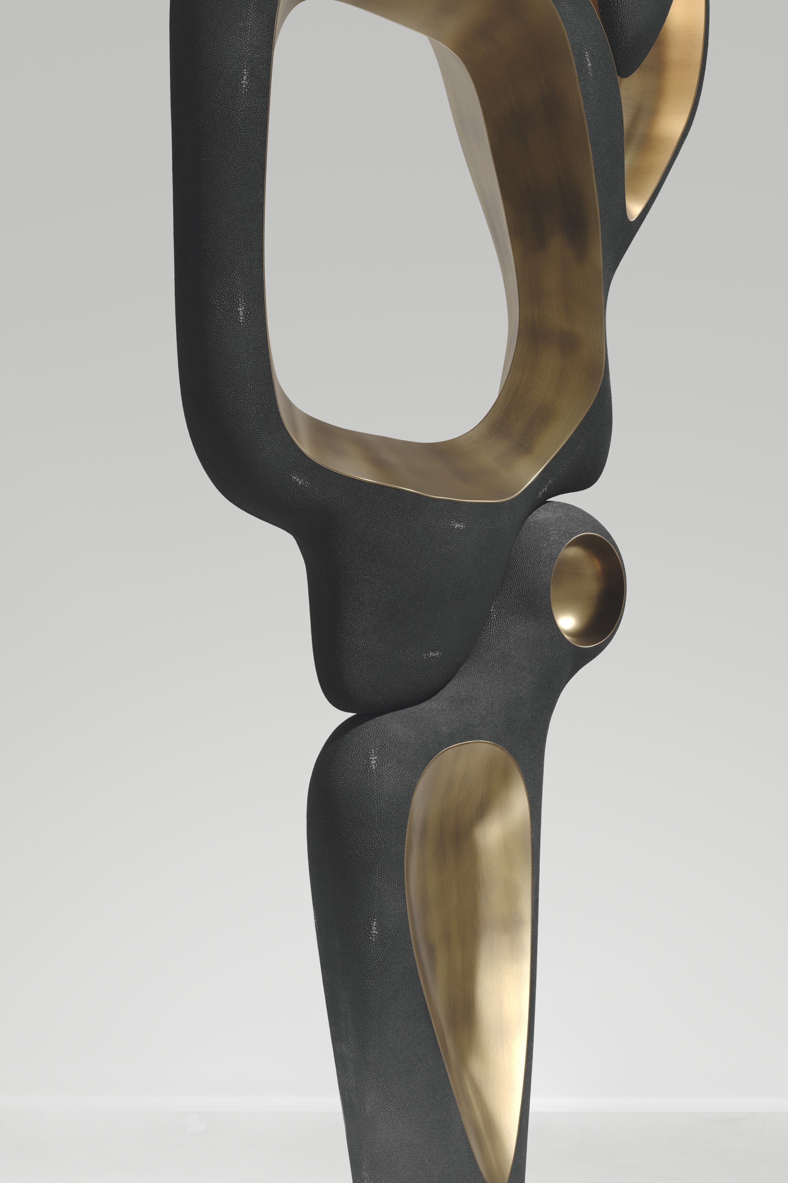 Shagreen-Wandleuchte mit Bronze-Patina-Messingdetails von R&Y Augousti im Angebot 4