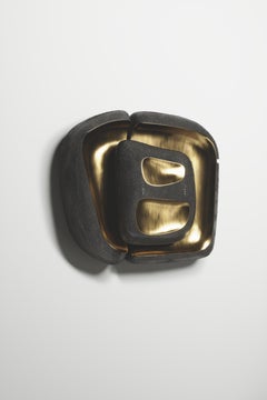 Applique Shagreen con dettagli in ottone bronzato-patinato di R&Y Augousti