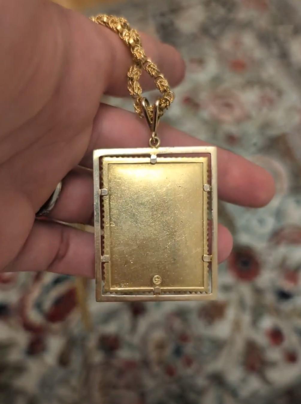 Shah Mohammad Reza Pahlavi Era Pendant Gold & Enamel Stamp on Chain Necklace For Sale 2