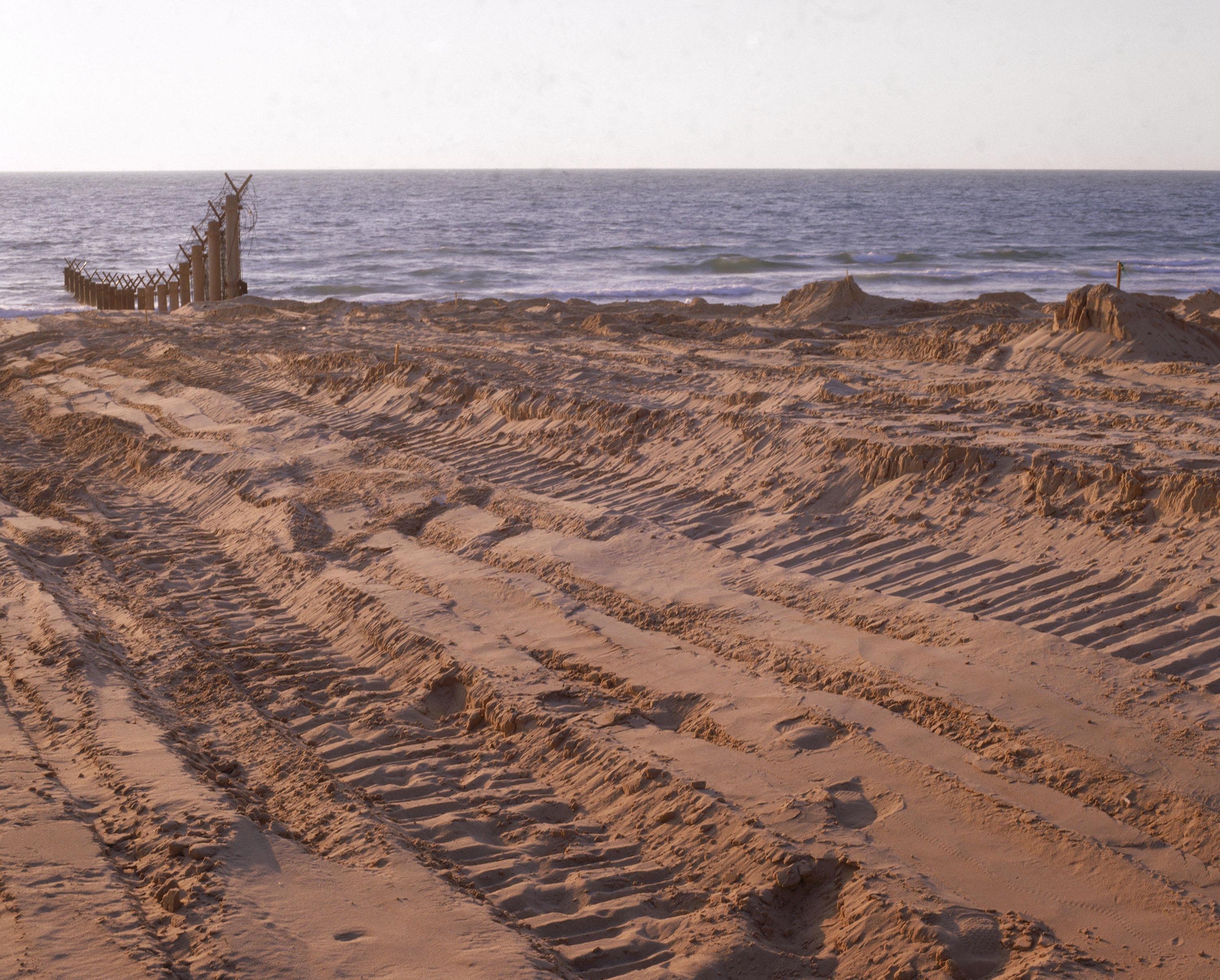 Shai Kremer Landscape Photograph - Israel - Gaza Border 