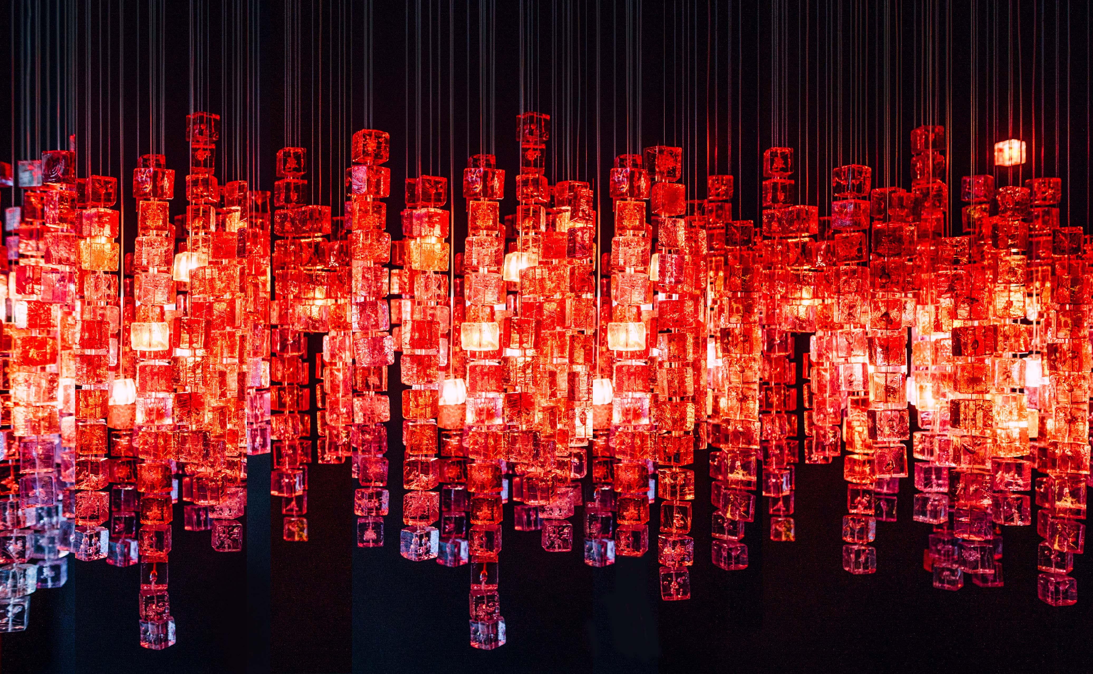 Shake Chandelier, handmade in polycarbonate by Jacopo Foggini.
Each piece is customizable in size, colour and shape.

Jacopo Foggini, born in Turin, lives and works in Milan, his adopted city. Since he was a child, he showed a strong interest in