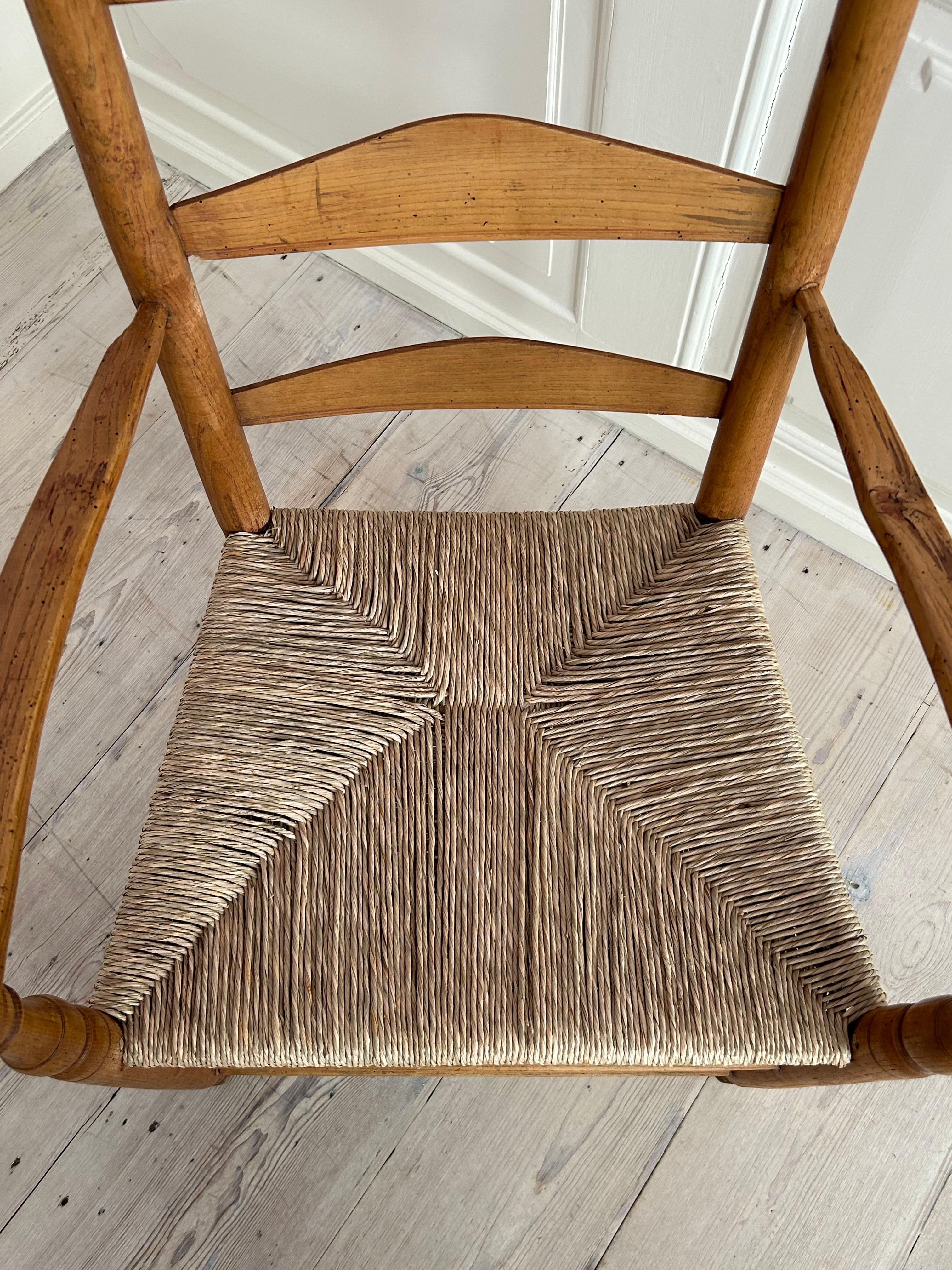 Shaker Chair in Wood with Rush Seat and Elegant Details, Sweden, 19th Century For Sale 4