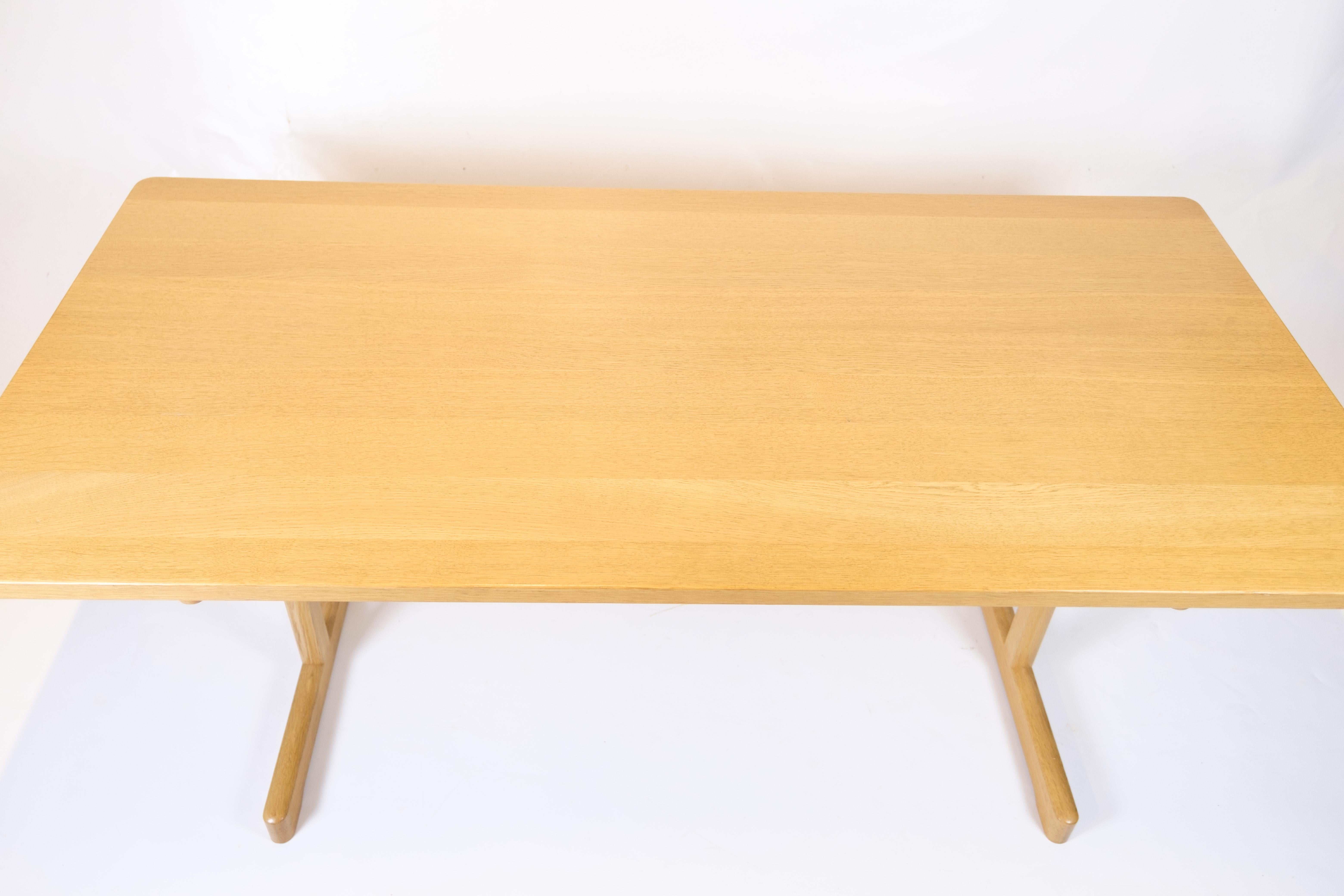 Shaker Coffee Table Model 5267 In Oak By Børge Mogensen From 1960s For Sale 1