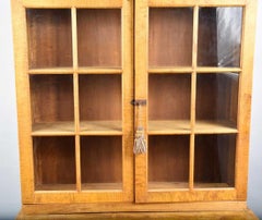 Shaker Cupboard and Table in Tiger Maple, Late 19th Century, Ohio