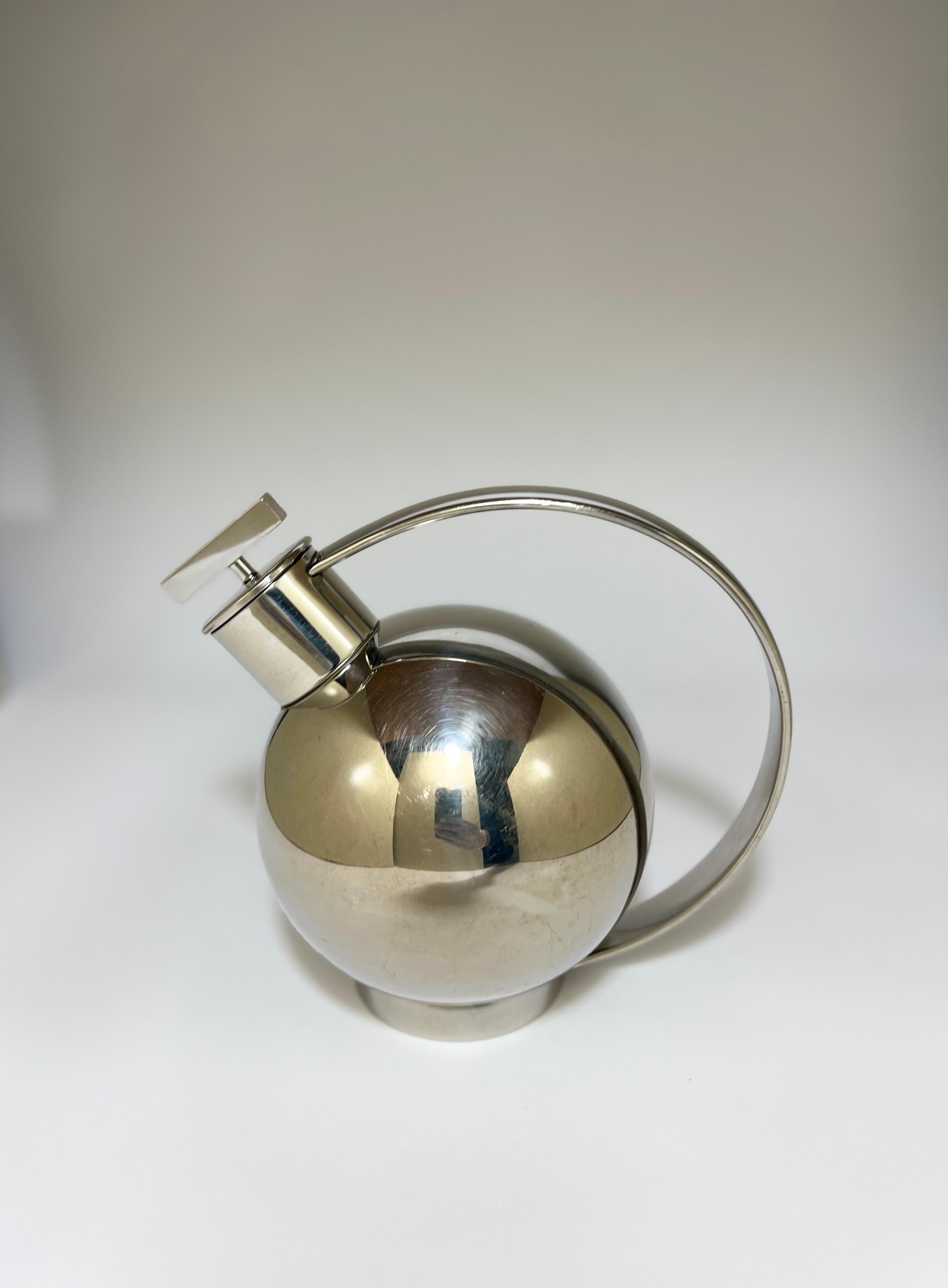 Shaker de Sylvia Stave, diseño Art Déco, Bauhaus, Alessi, 1989 finales del siglo XX en venta