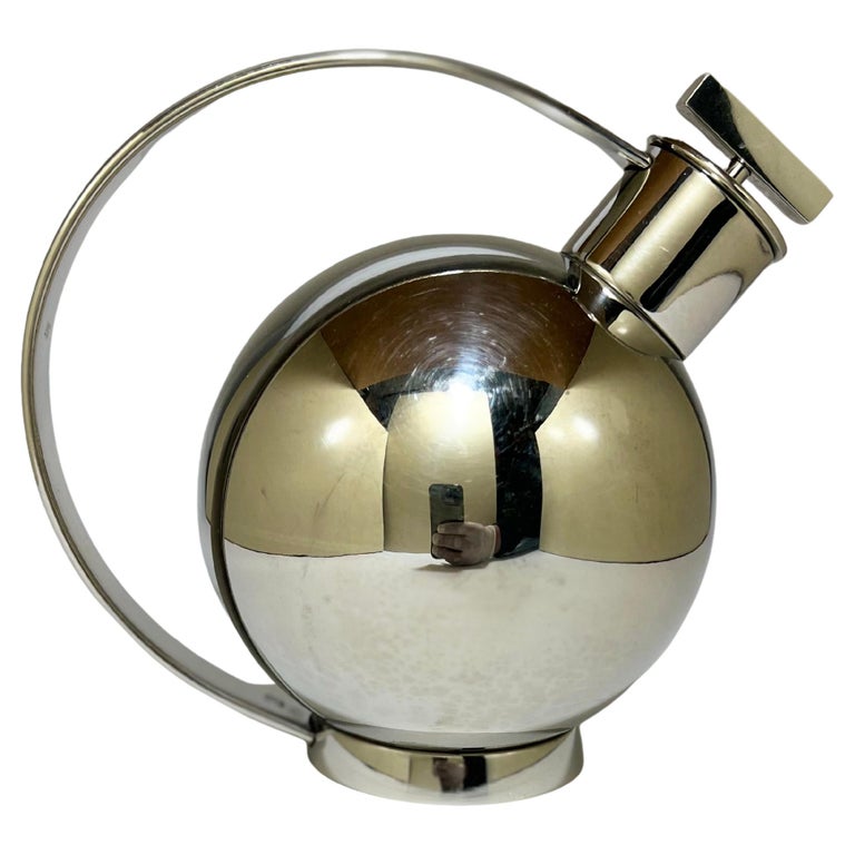 Shaker de Sylvia Stave, design Art Déco, Bauhaus, Alessi, 1989 For 