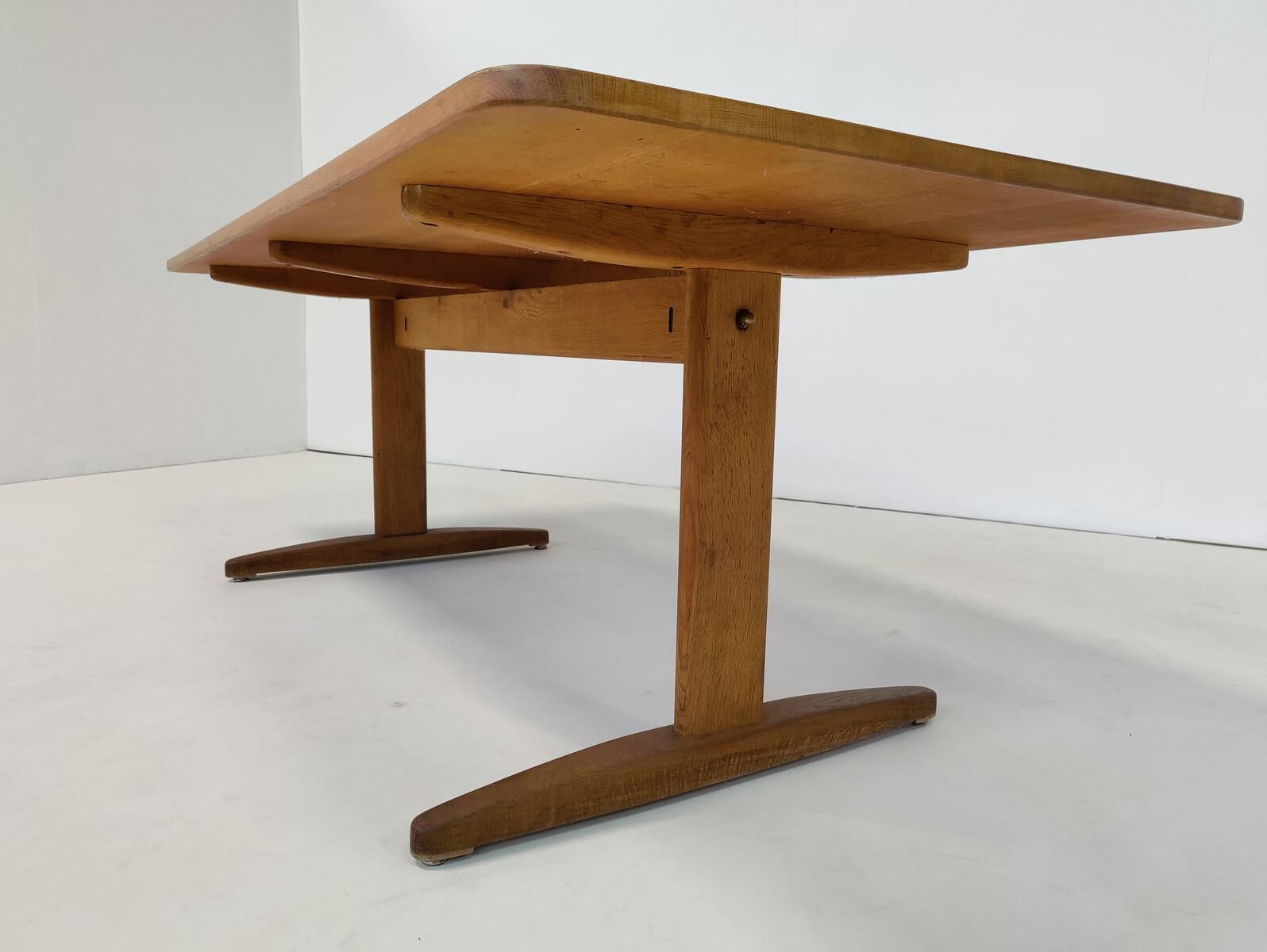 Danish Shaker Dining Table by Børge Mogensen, Denmark, 1950s For Sale