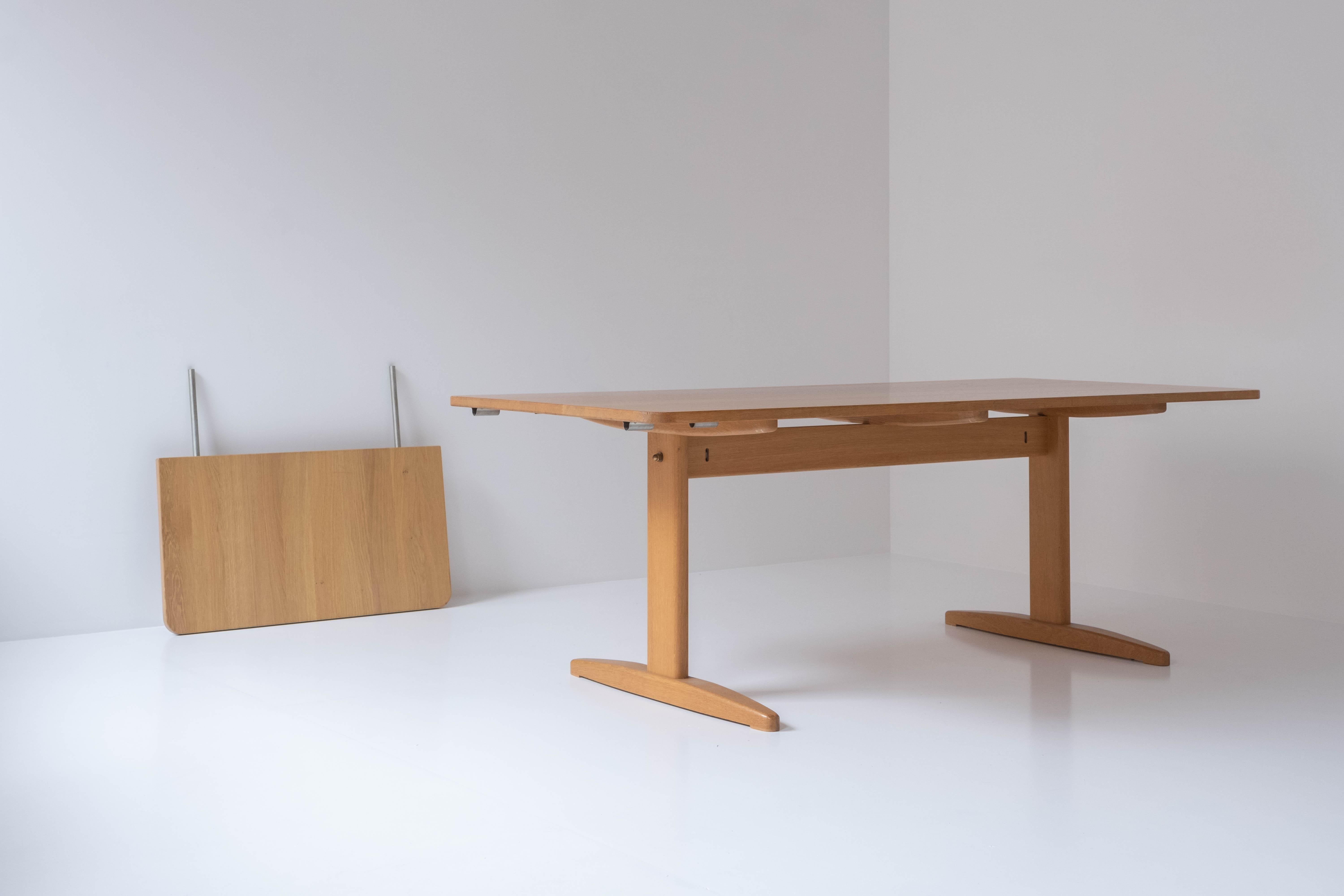 Shaker Dining Table by Børge Mogensen for Carl Madsen & Son, Denmark 1960s 1