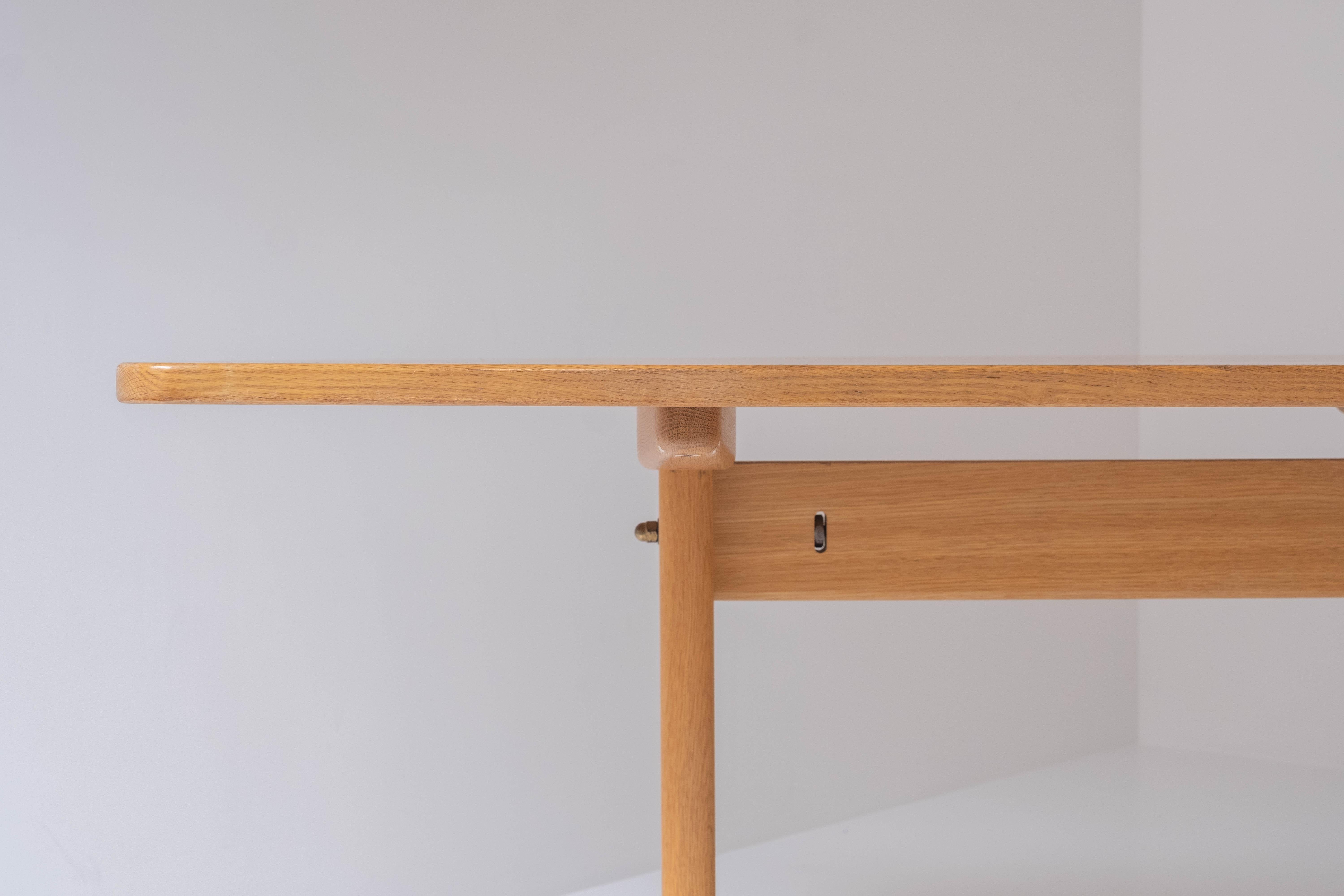 Shaker Dining Table by Børge Mogensen for Carl Madsen & Son, Denmark 1960s 5