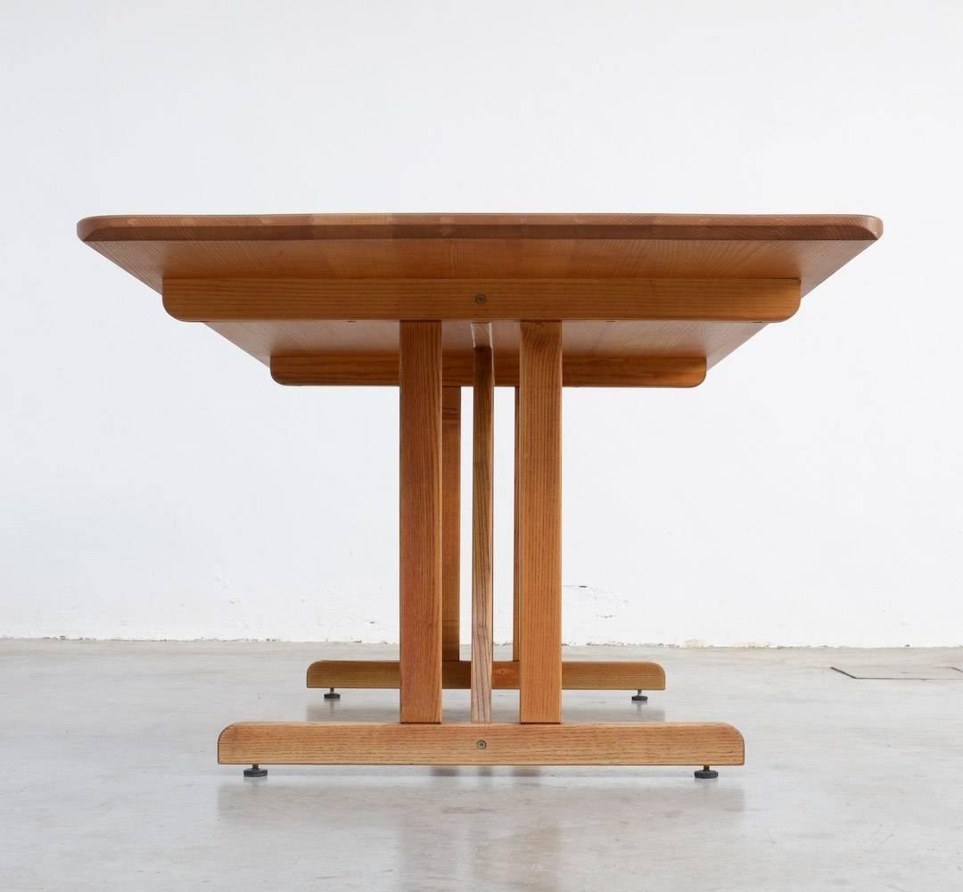 Shaker Dining Table by Victor Bernt for Soren Willadsen 3