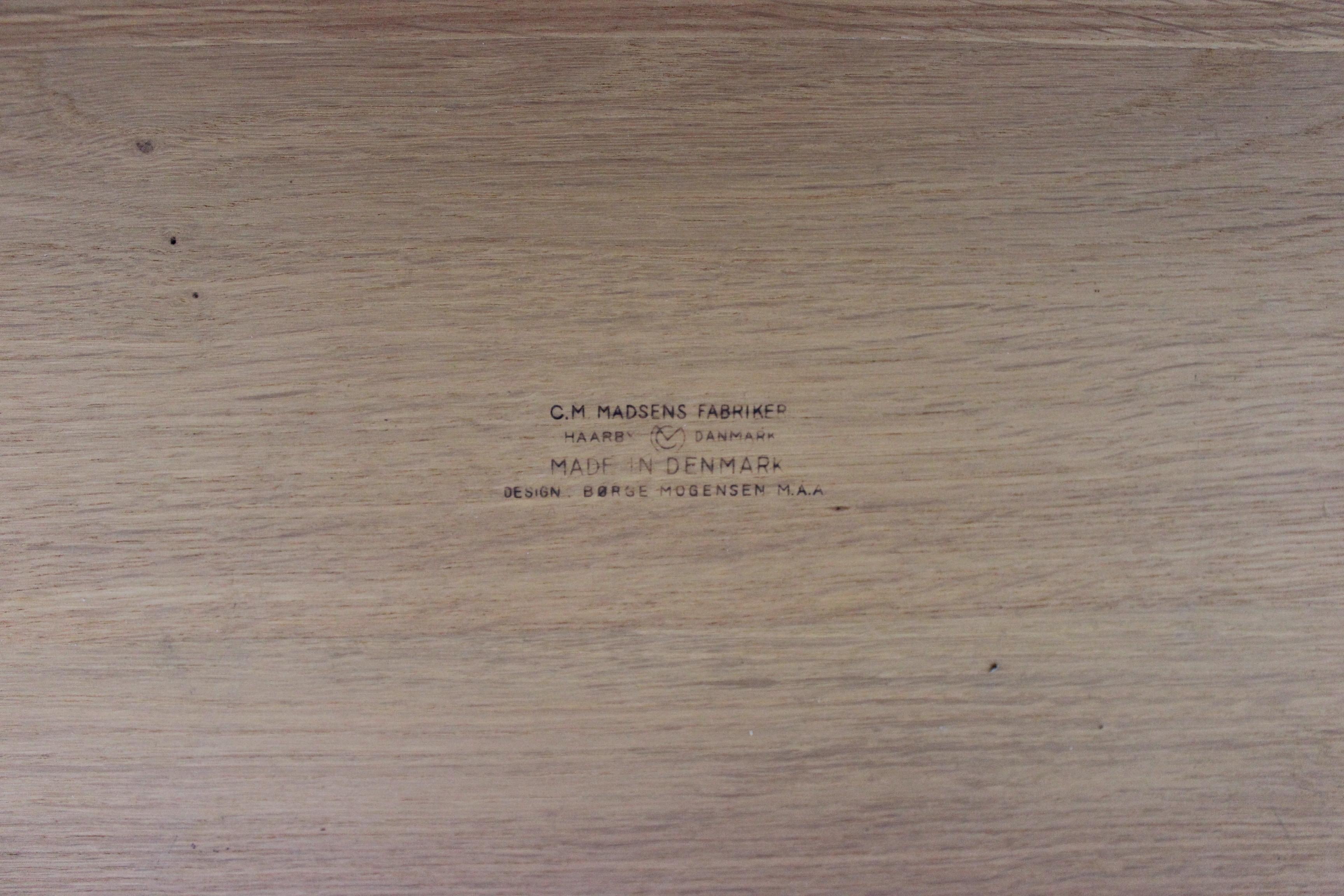 Danish Shaker Dining Table, Model C18, of Soap Treated Oak Designed by Børge Mogensen For Sale