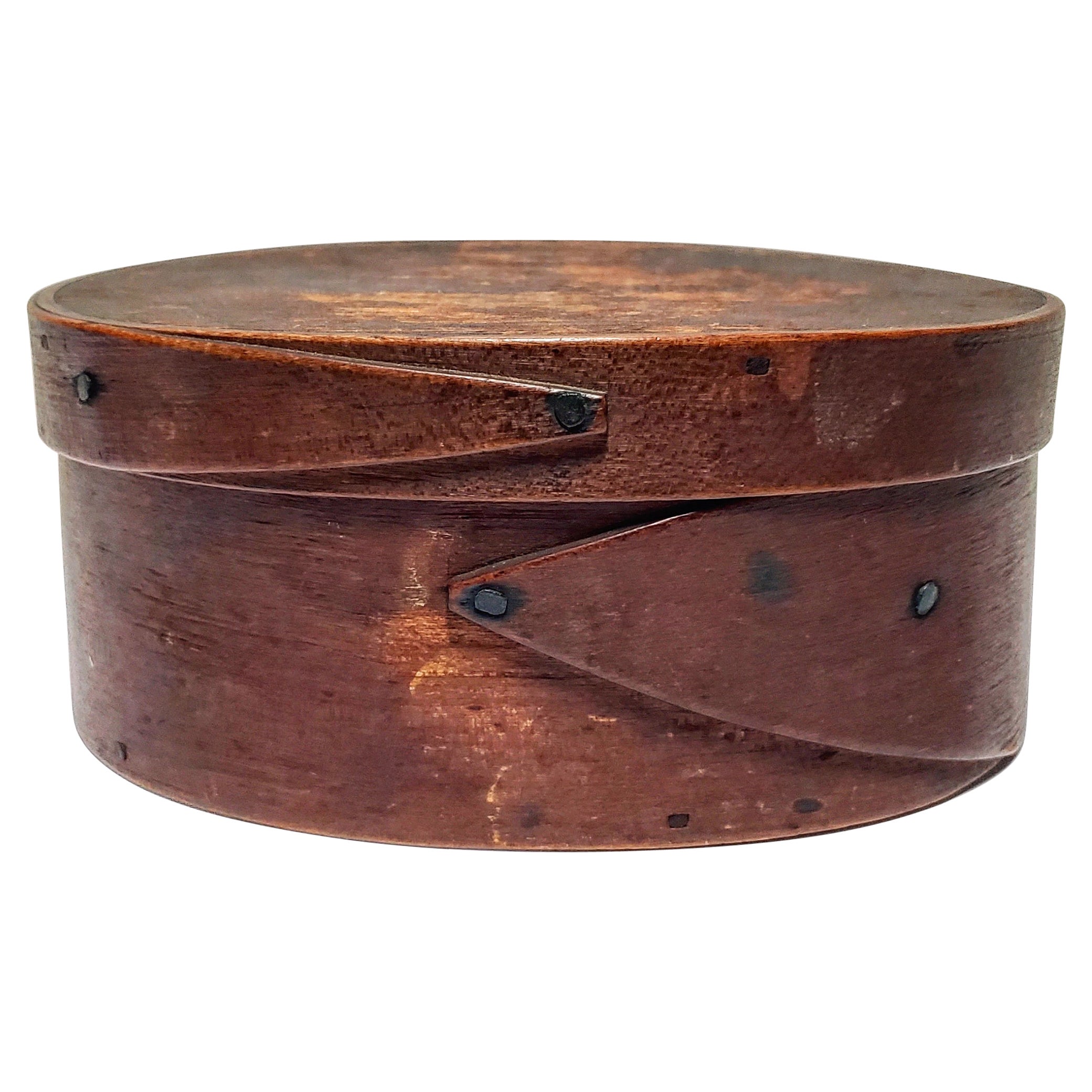 Shaker Small Covered Oval Box, circa 1890