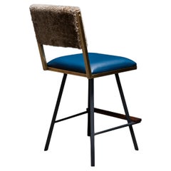 Silla de mostrador giratoria Shaker, by AMBROZIA , Nogal, latón, piel y cuero