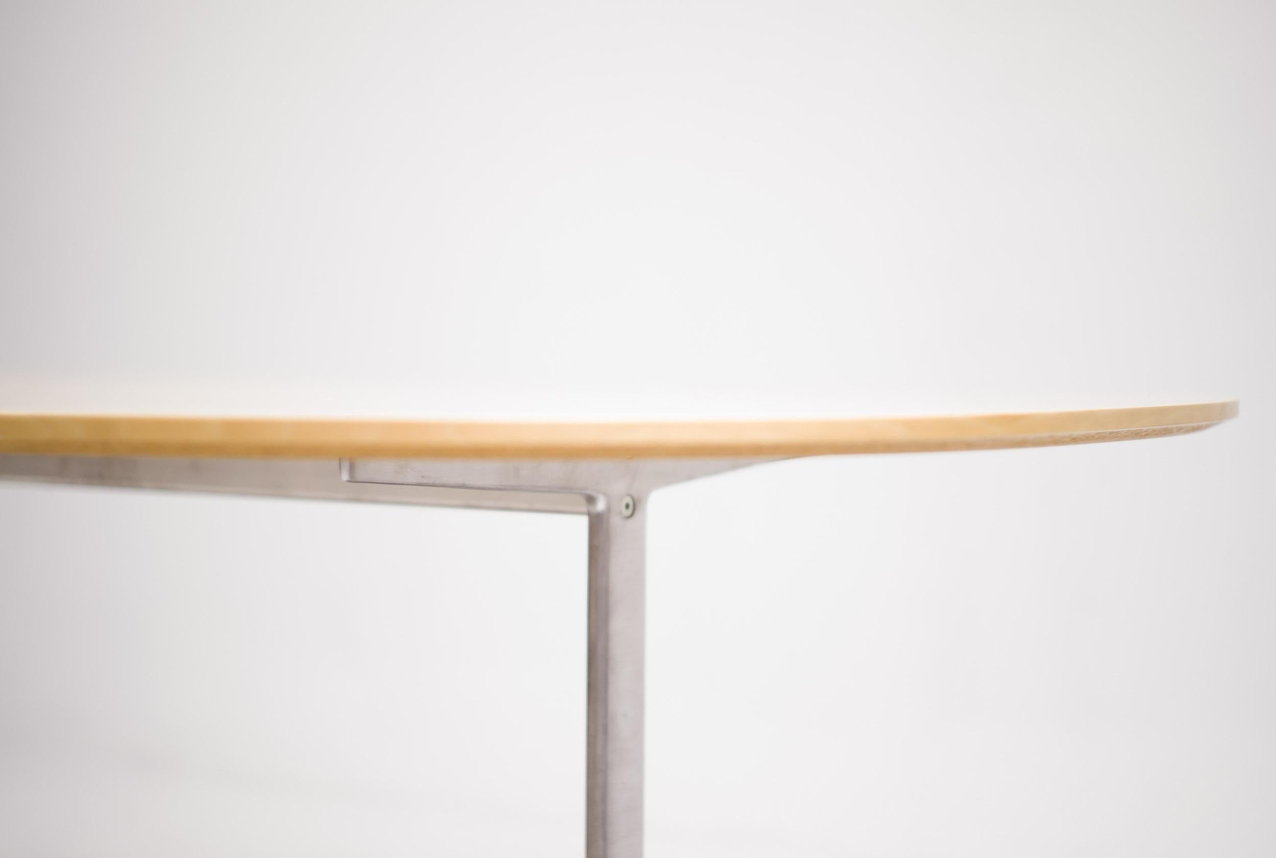 Aluminum Shaker Table in Ash by Arne Jacobsen for Fritz Hansen