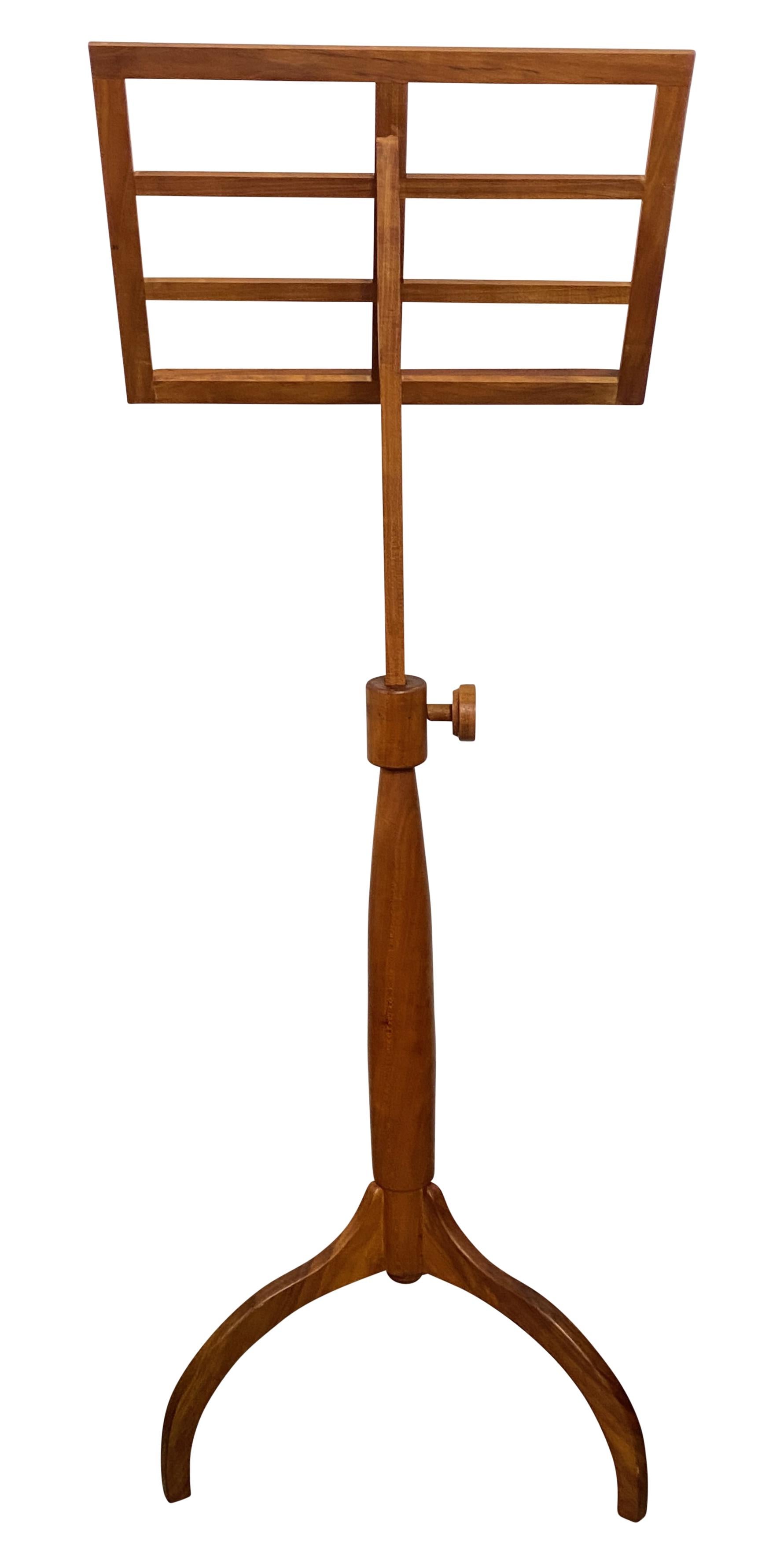 Shaker Work Shop Style Cherry Wood Music Stand In Good Condition For Sale In San Francisco, CA