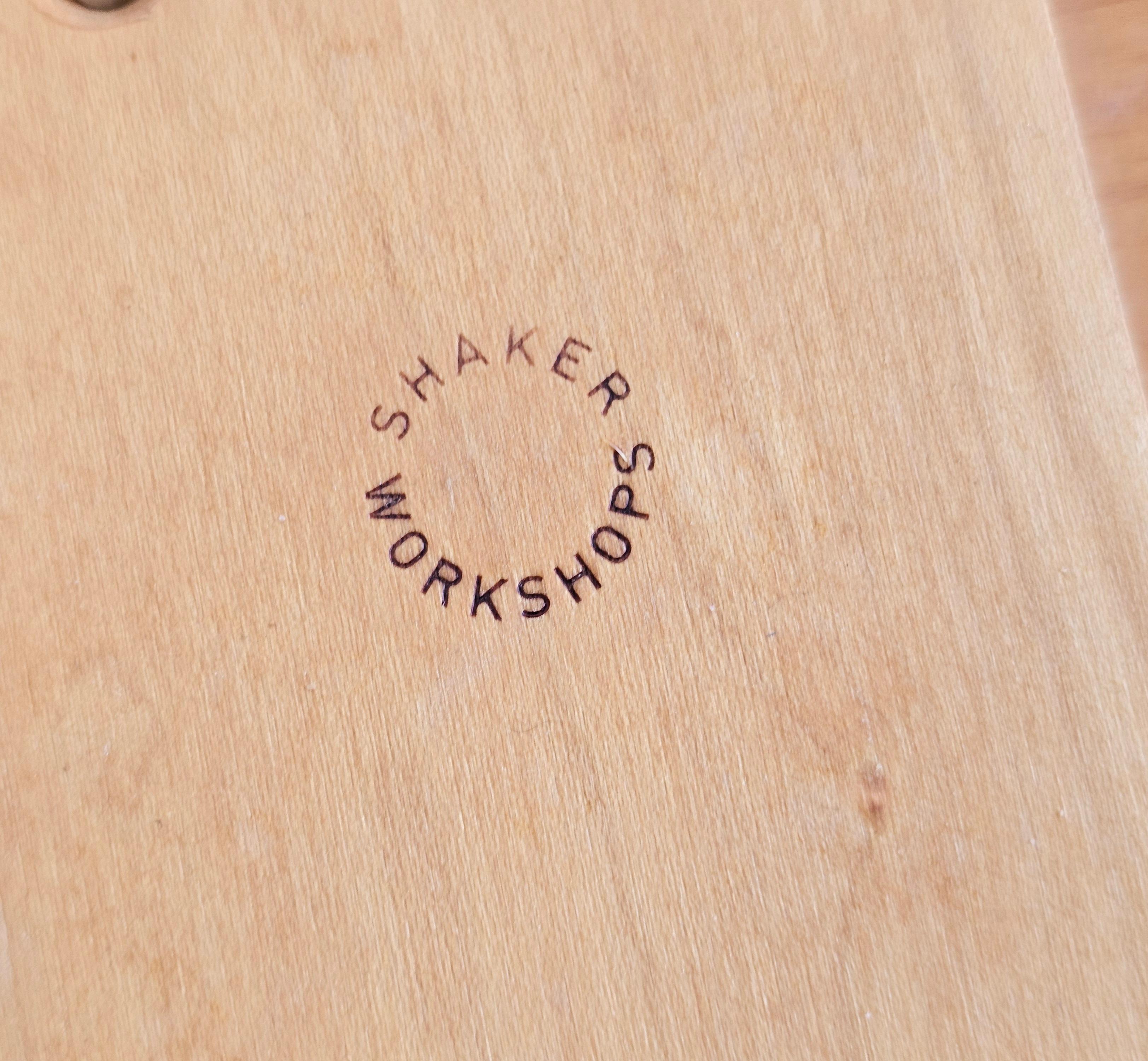 Shakers Worshops Pedestal Spider Legs Maple Candle Stand Arce en venta