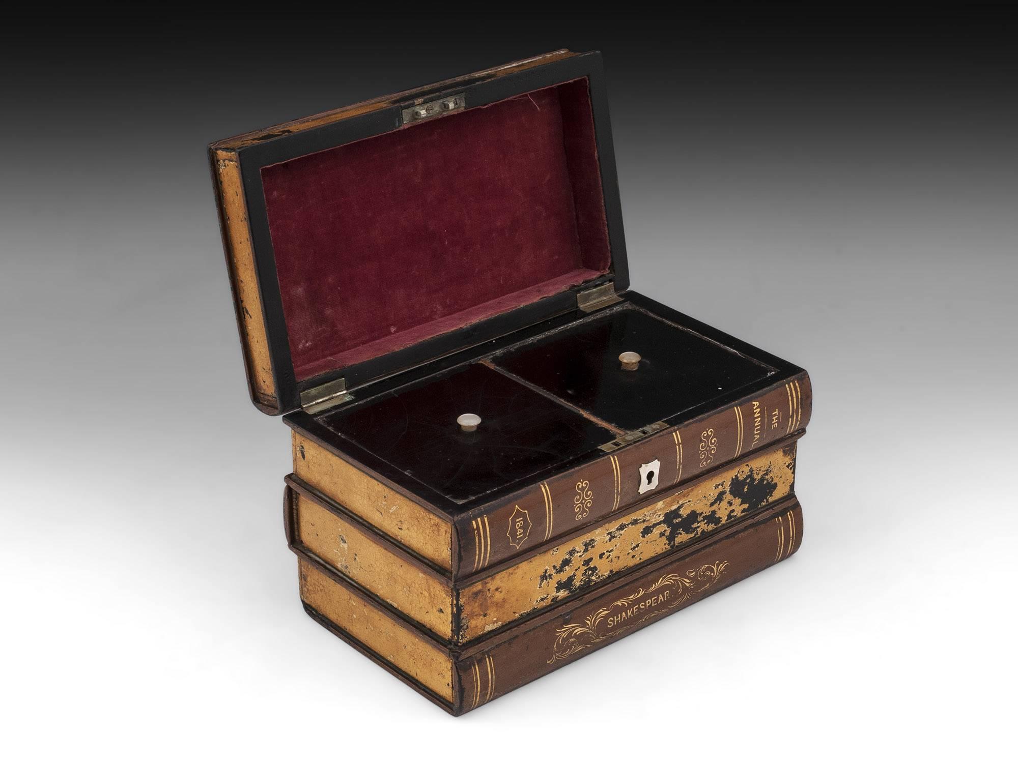 Shakespeare Book Tea Caddy Box Papier Mache Gold Leaf 19th Century In Good Condition In Northampton, United Kingdom