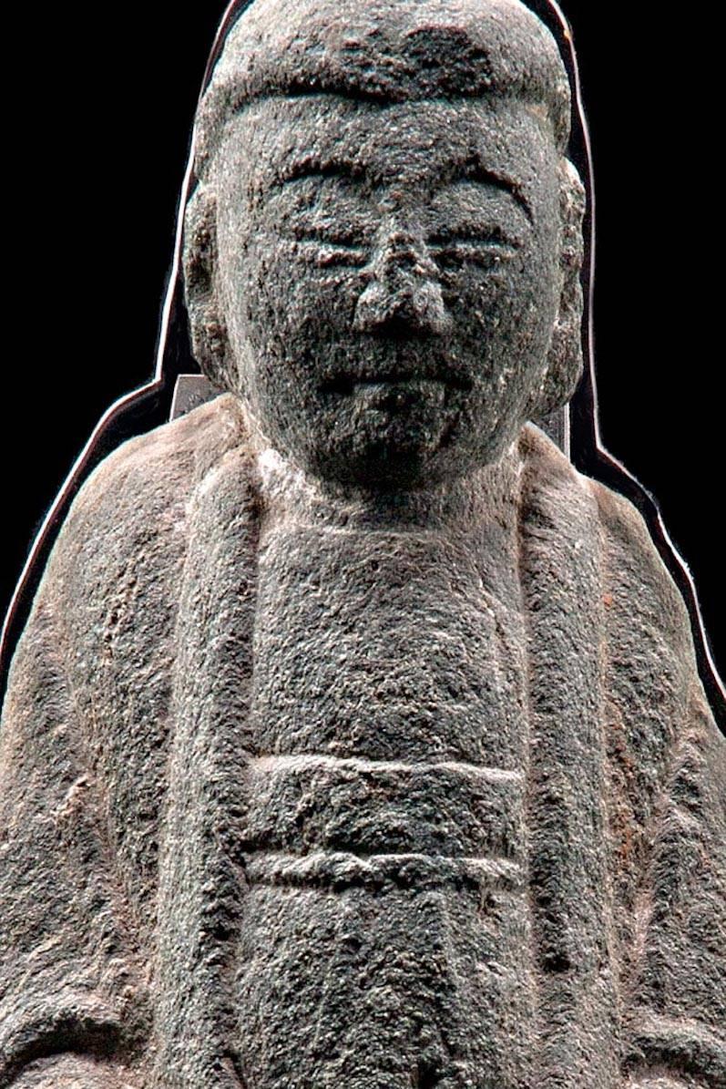 Shakyamuni, le Bouddha original sculpté dans de la pierre de Schist, provenant à l'origine d'une grotte Excellent état - En vente à San Pedro Garza Garcia, Nuevo Leon