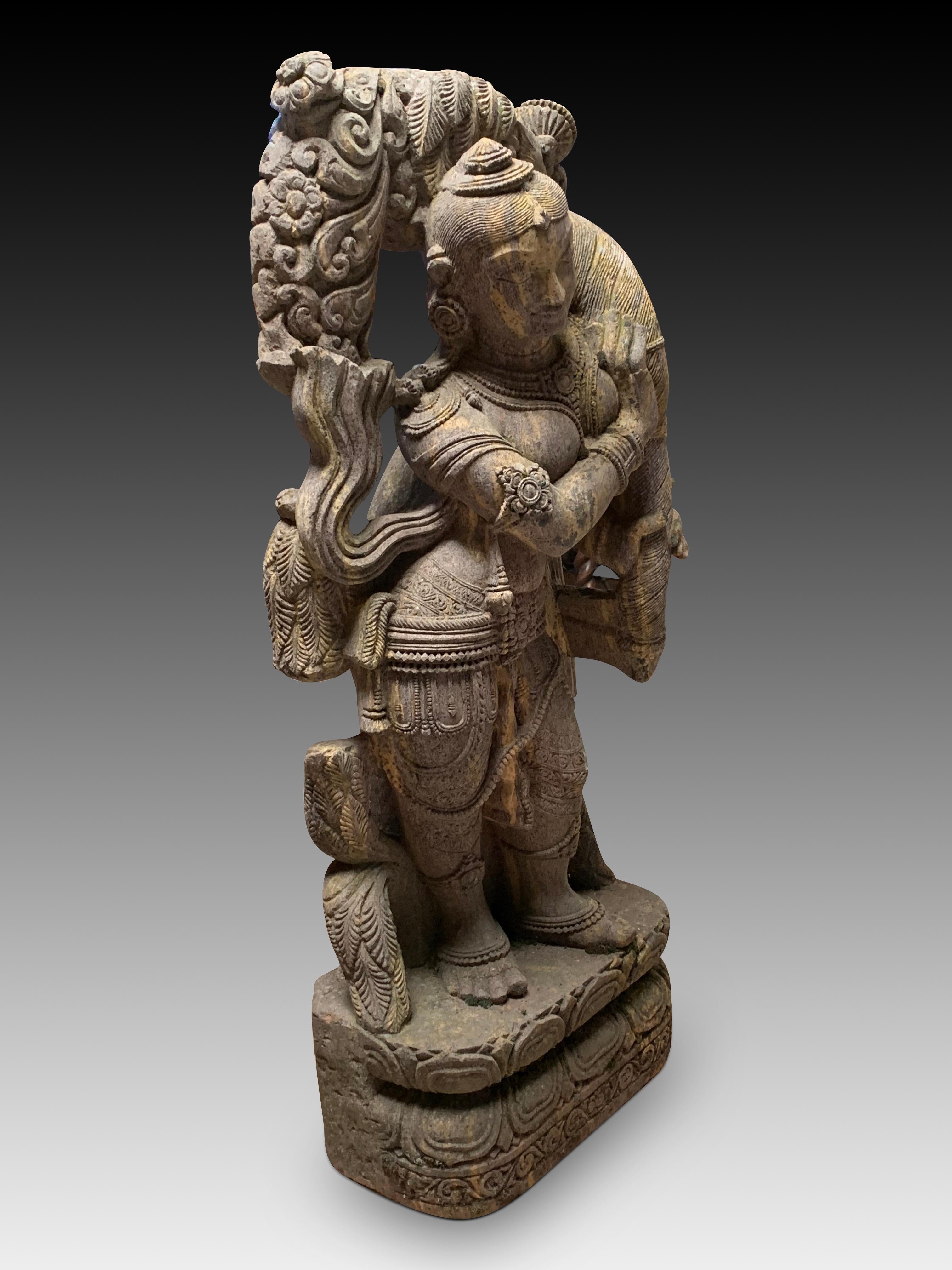 Asiatique Shalabhanjika, femme ou yakshi avec arbre. Pierre sculptée. École hindoue, 20e siècle en vente