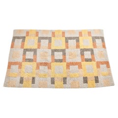 Shale Hand Knotted Sustainable Artisanal Geometric Pattern Rug In Plush Merino
