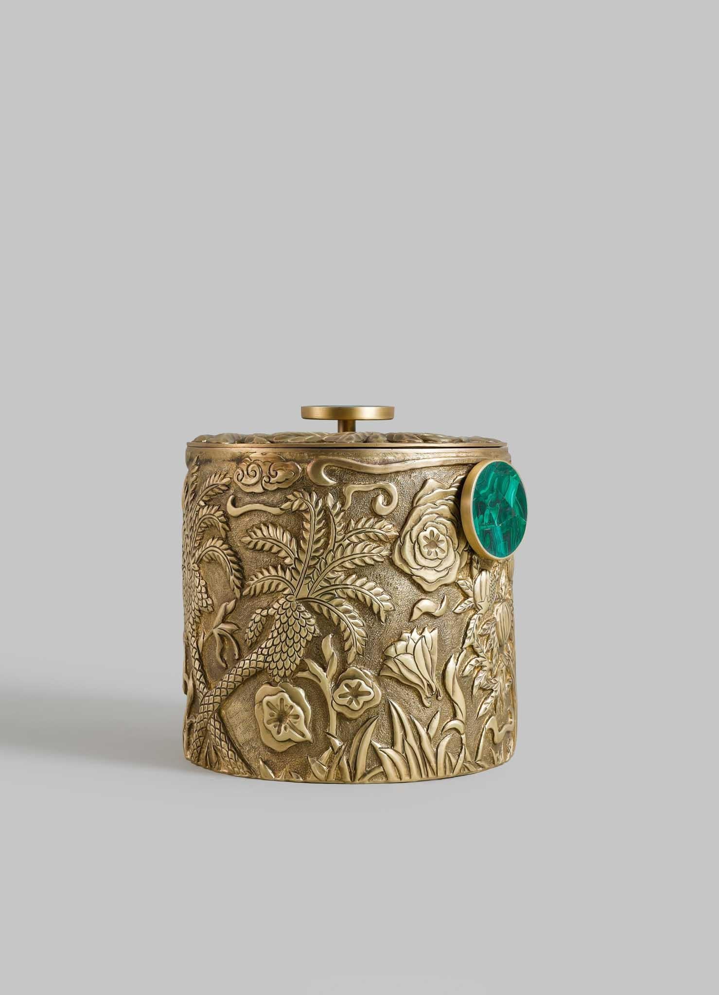 Großer Shalimar Eiskübel aus Messing und Halbedelsteinen, Viya von Vikram Goyal (21. Jahrhundert und zeitgenössisch) im Angebot