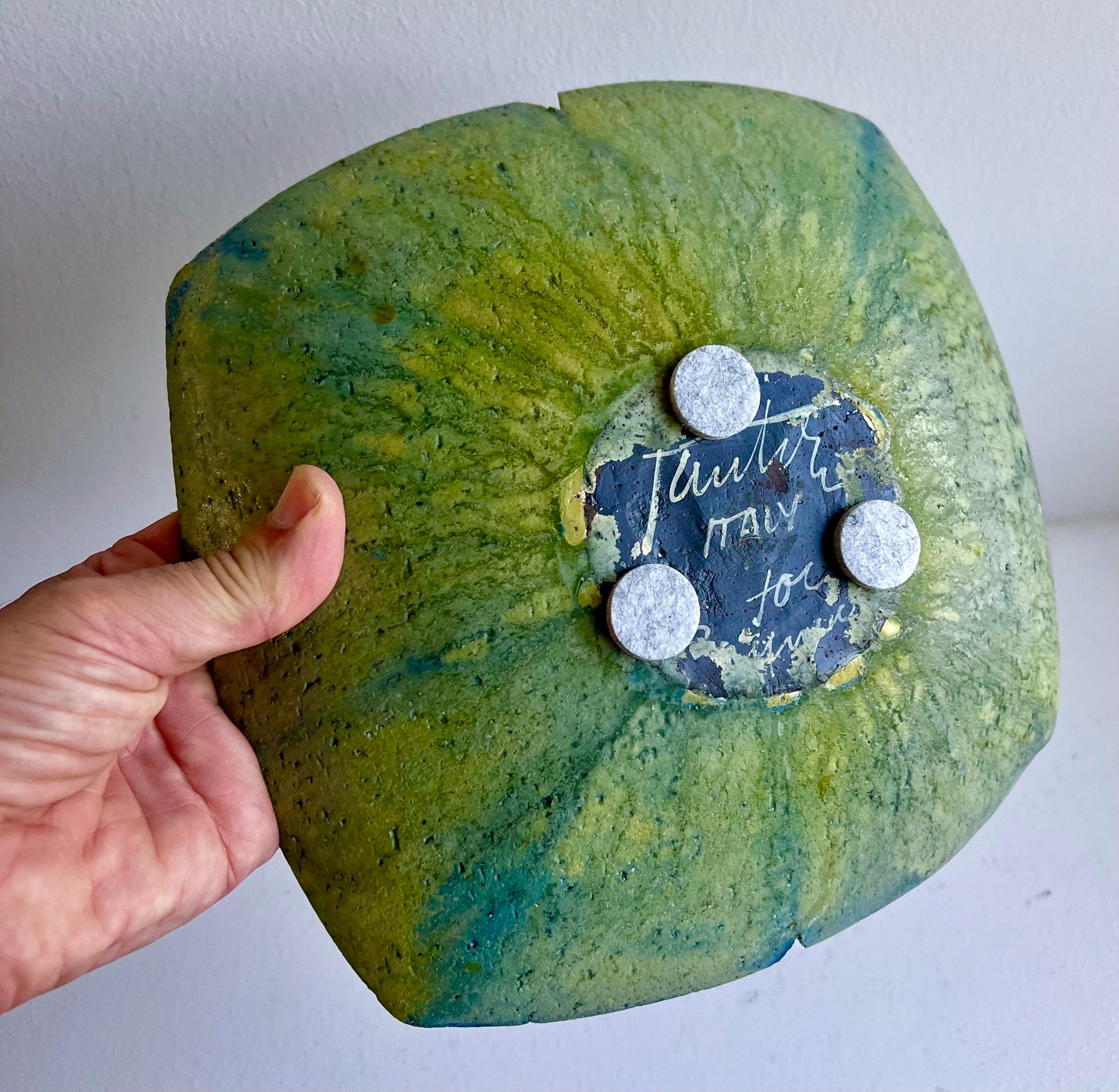 Shallow Bowl or Ashtray by Fantoni for Raymor, c. 1950 In Good Condition For Sale In Philadelphia, PA